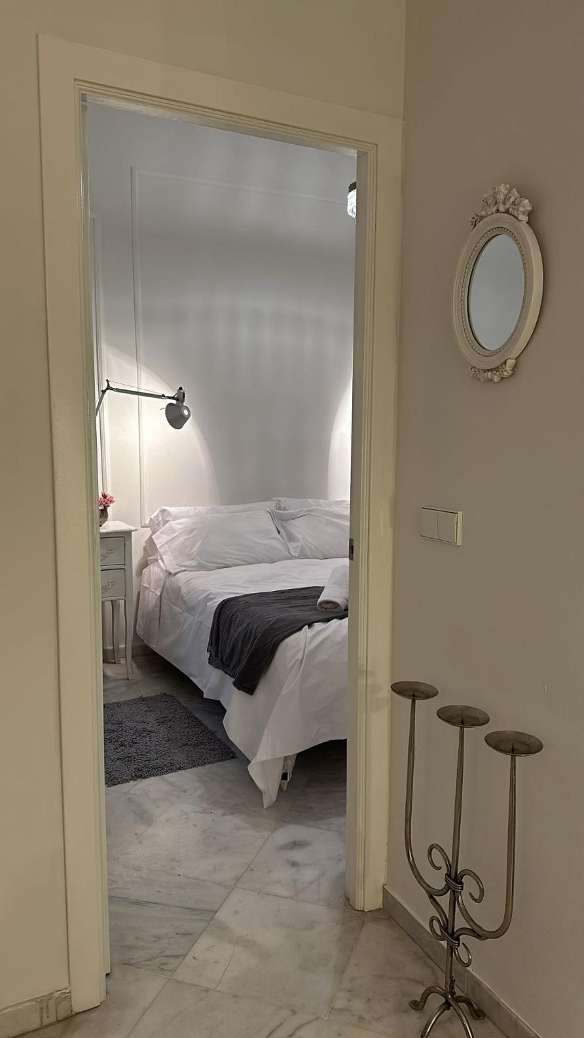 La Casa del Corral Triana collection apartment