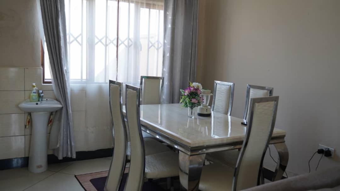 Luta Apartment