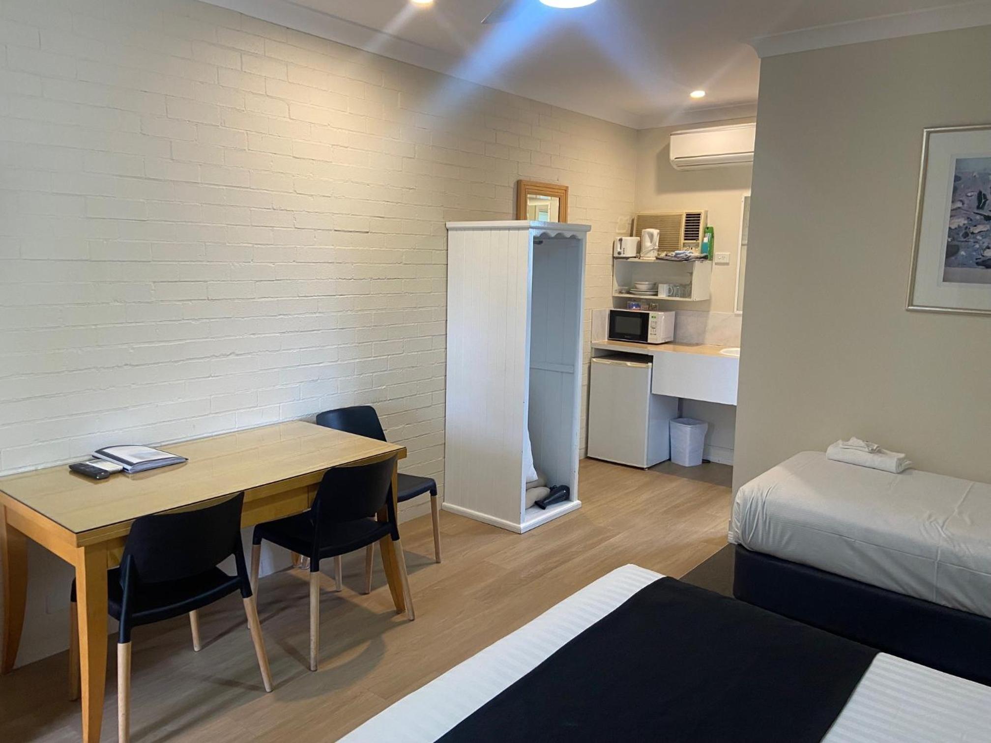 Catalina Motel Lake Macquarie