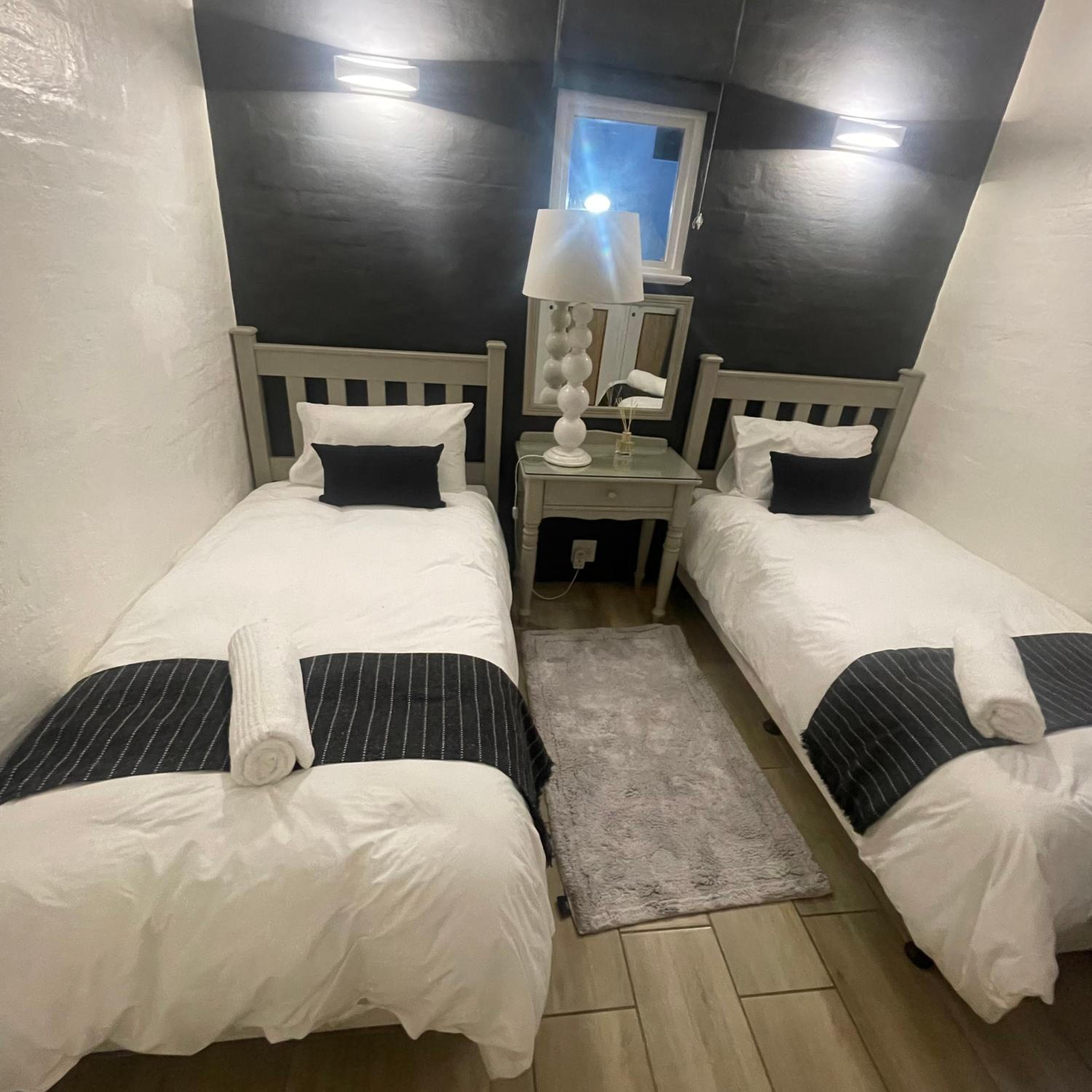 31 Akrotiri, Santorini, Ballito
