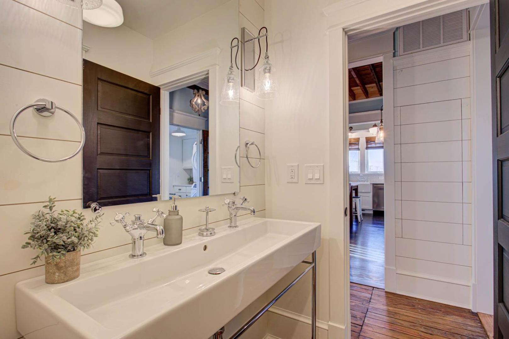 4115 - Coastal Cottage view 5