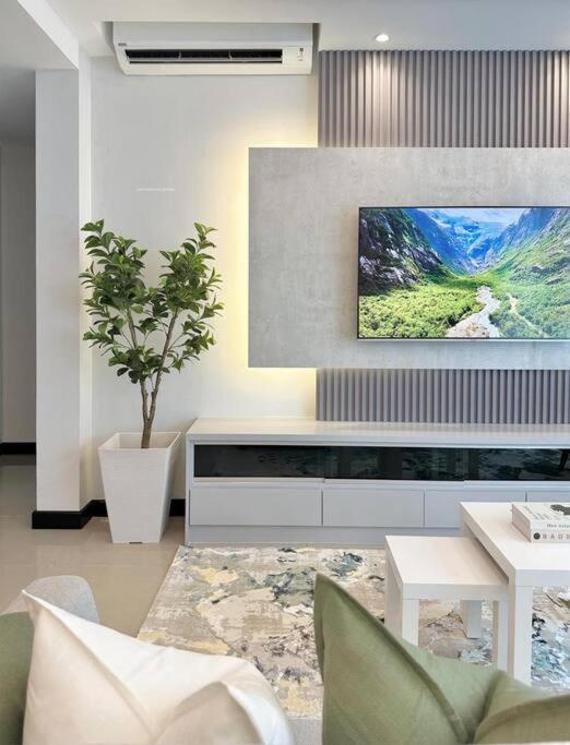 Stylish & Newly Renovated Apartment in Shah Alam