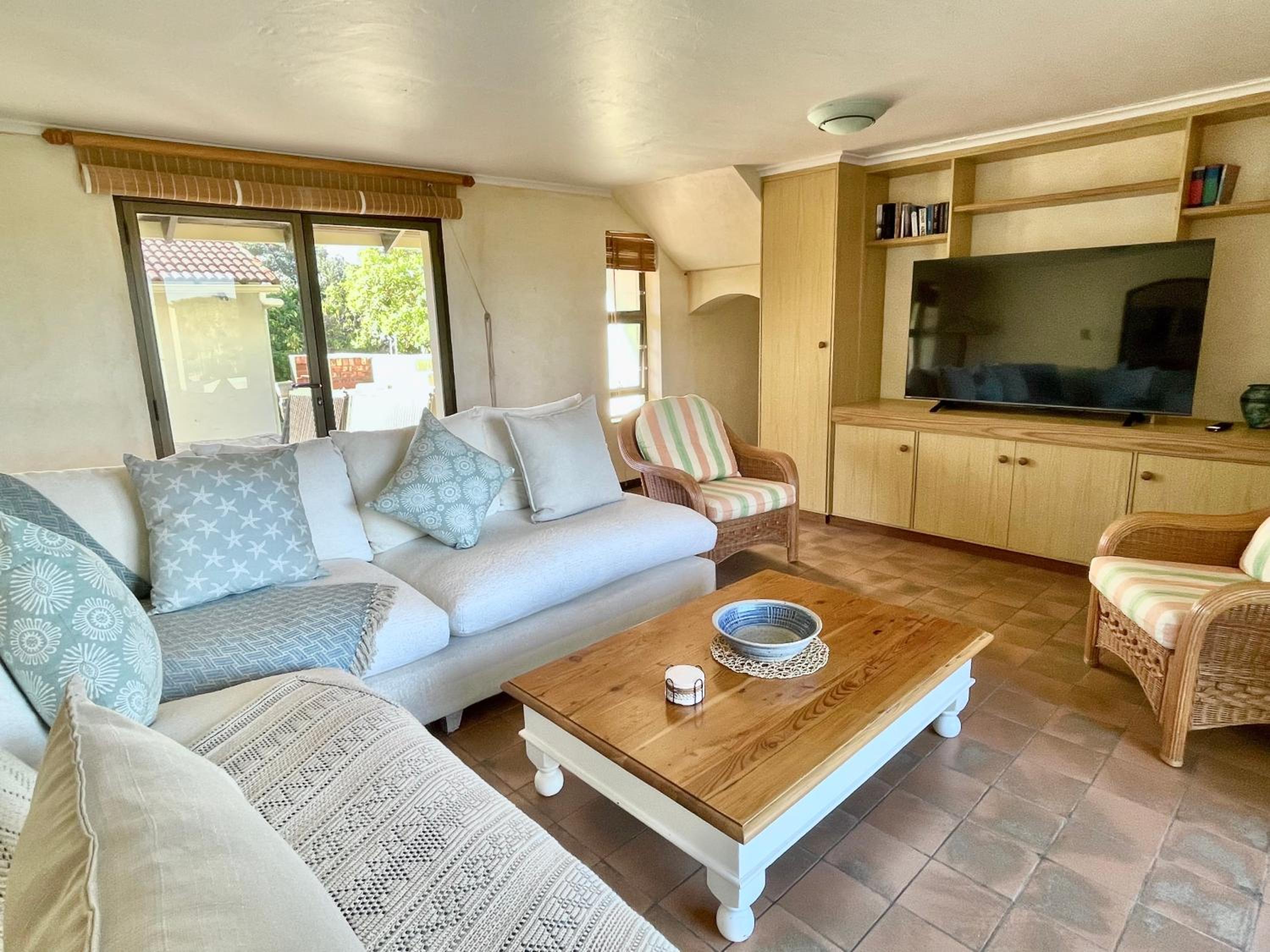 Ocean Mooring 7-bedroom Villa view 4