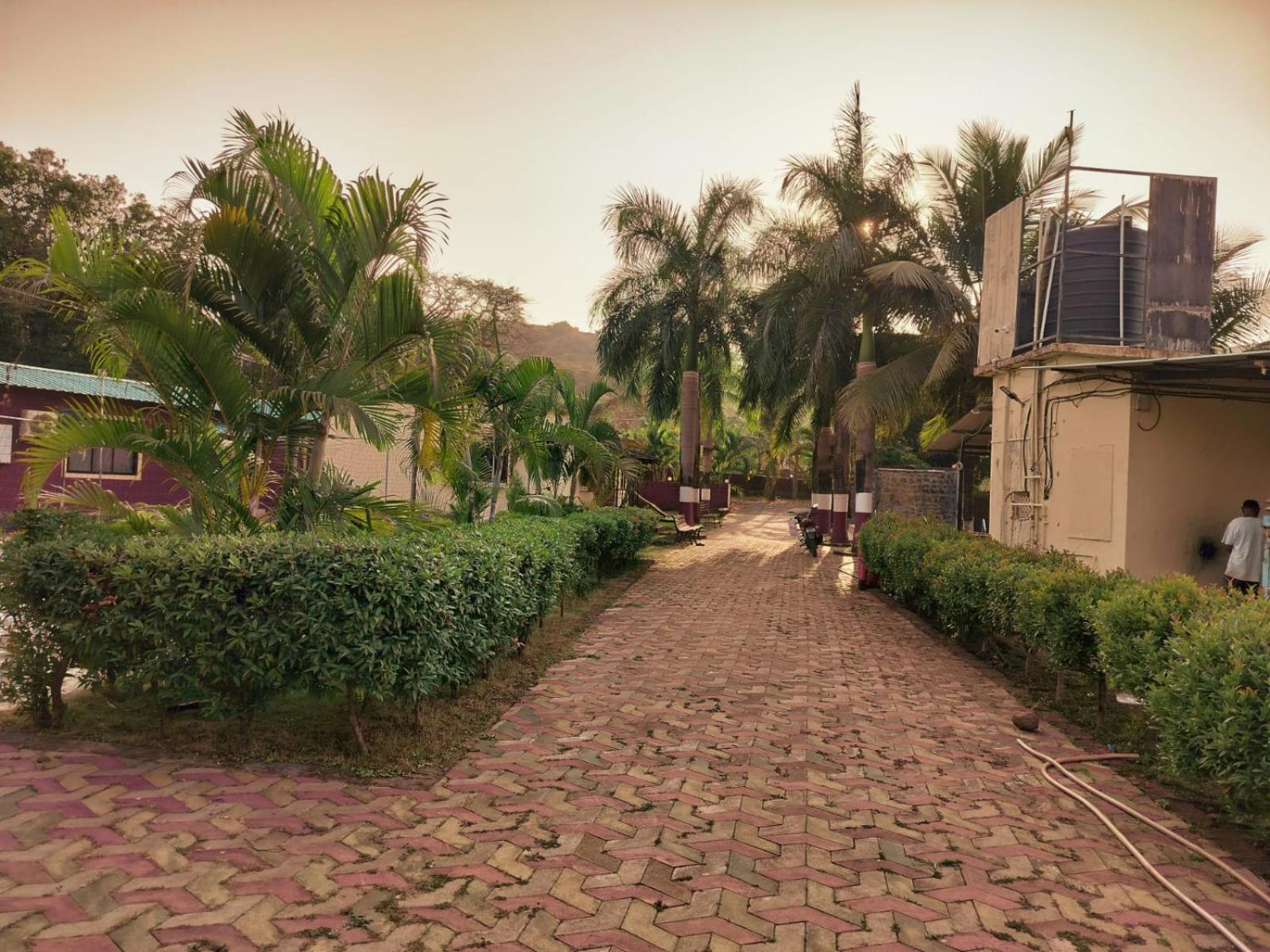 Nargis Farm Resort view 2