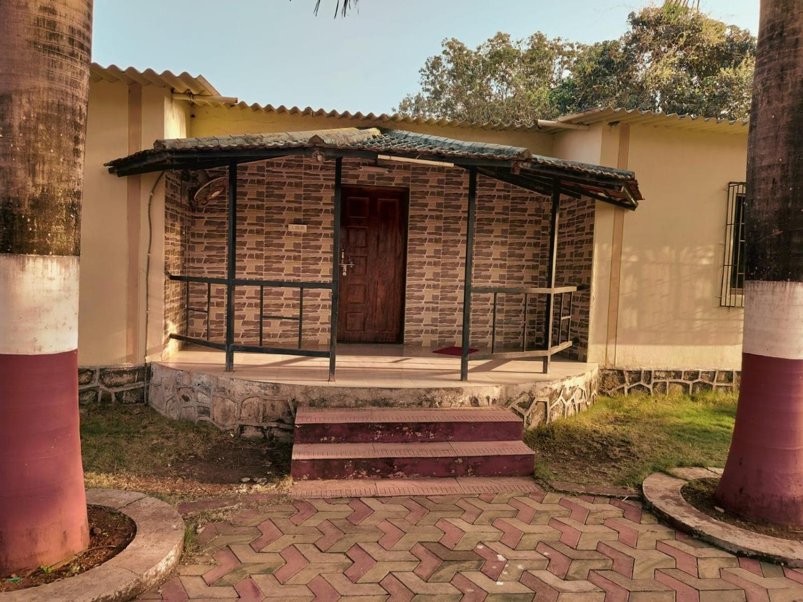 Nargis Farm Resort view 5