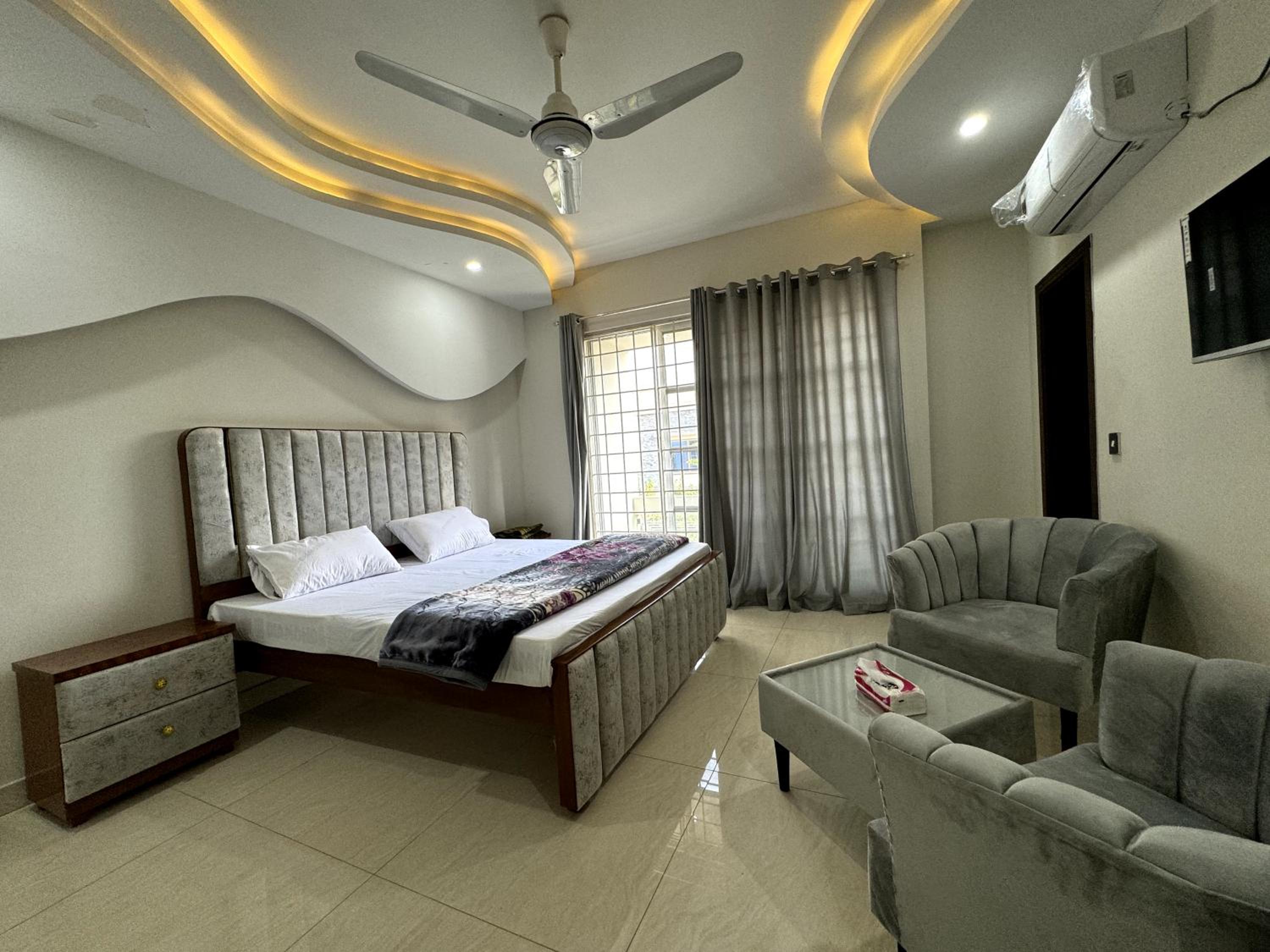 hotel room