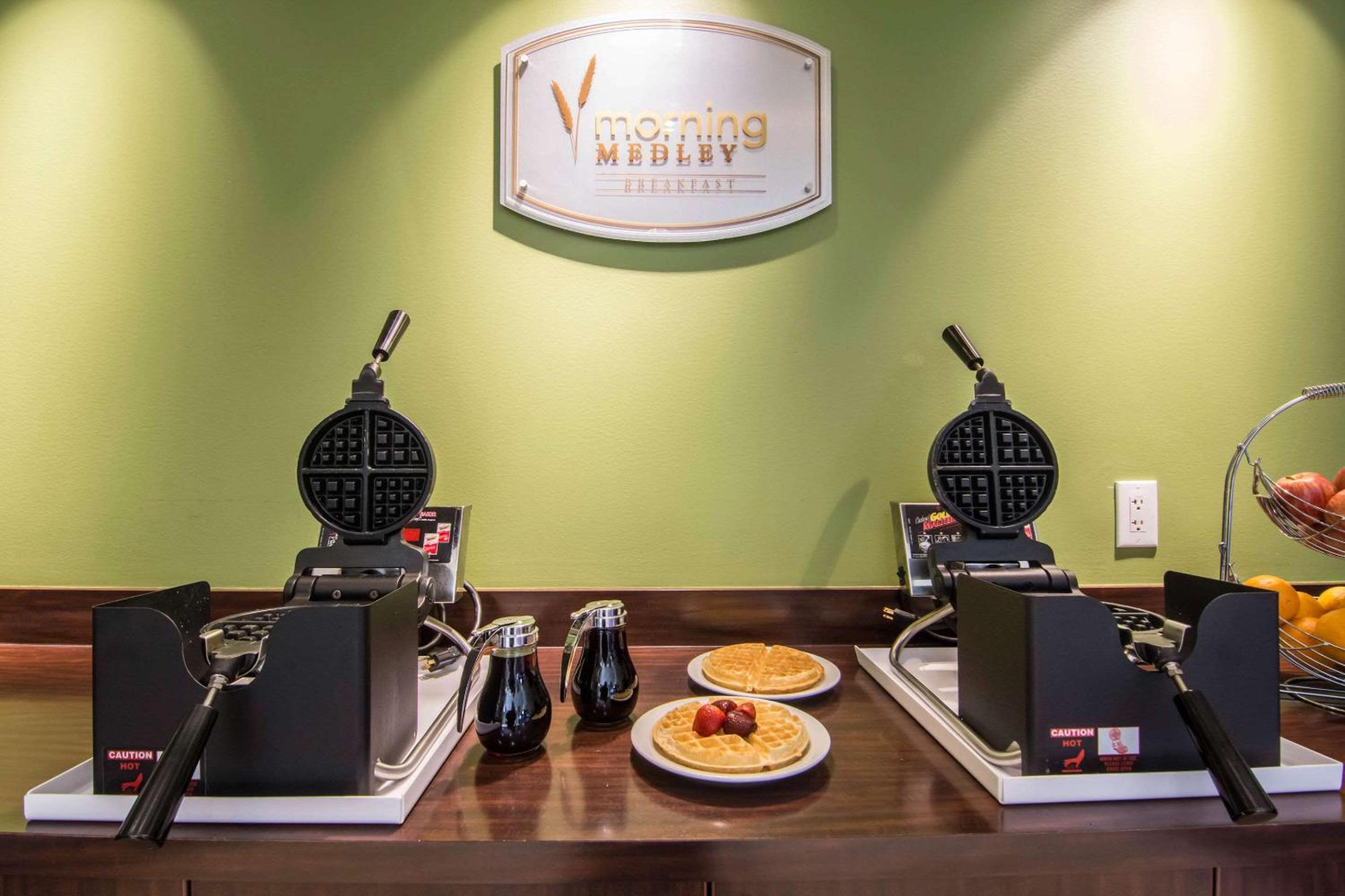 Regina Vacations - Sleep Inn Regina East - Property Image 59