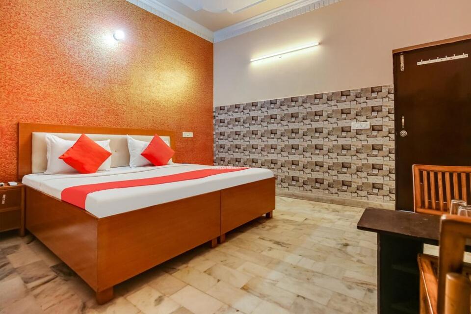 Hotel Aashirwad