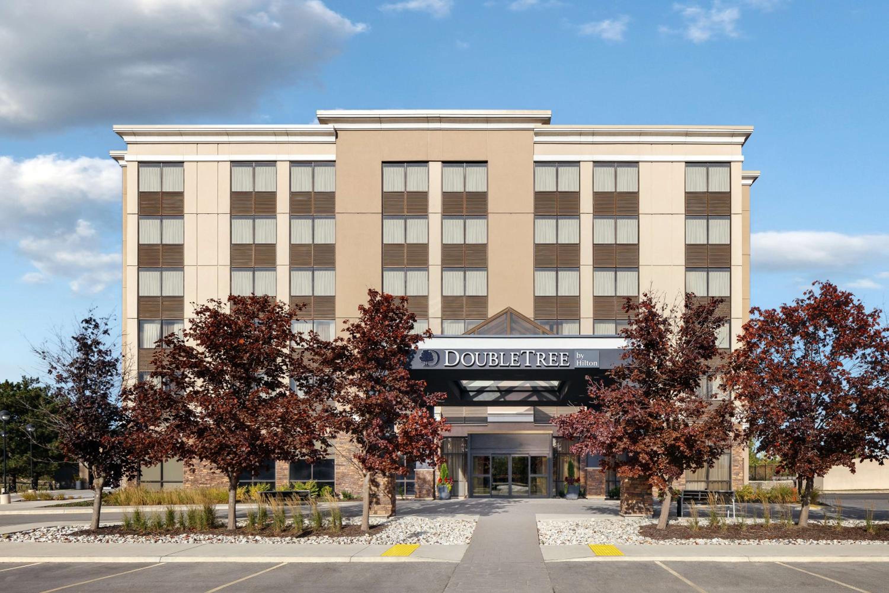 Kitchener Vacations - DoubleTree by Hilton Kitchener - Property Image 1