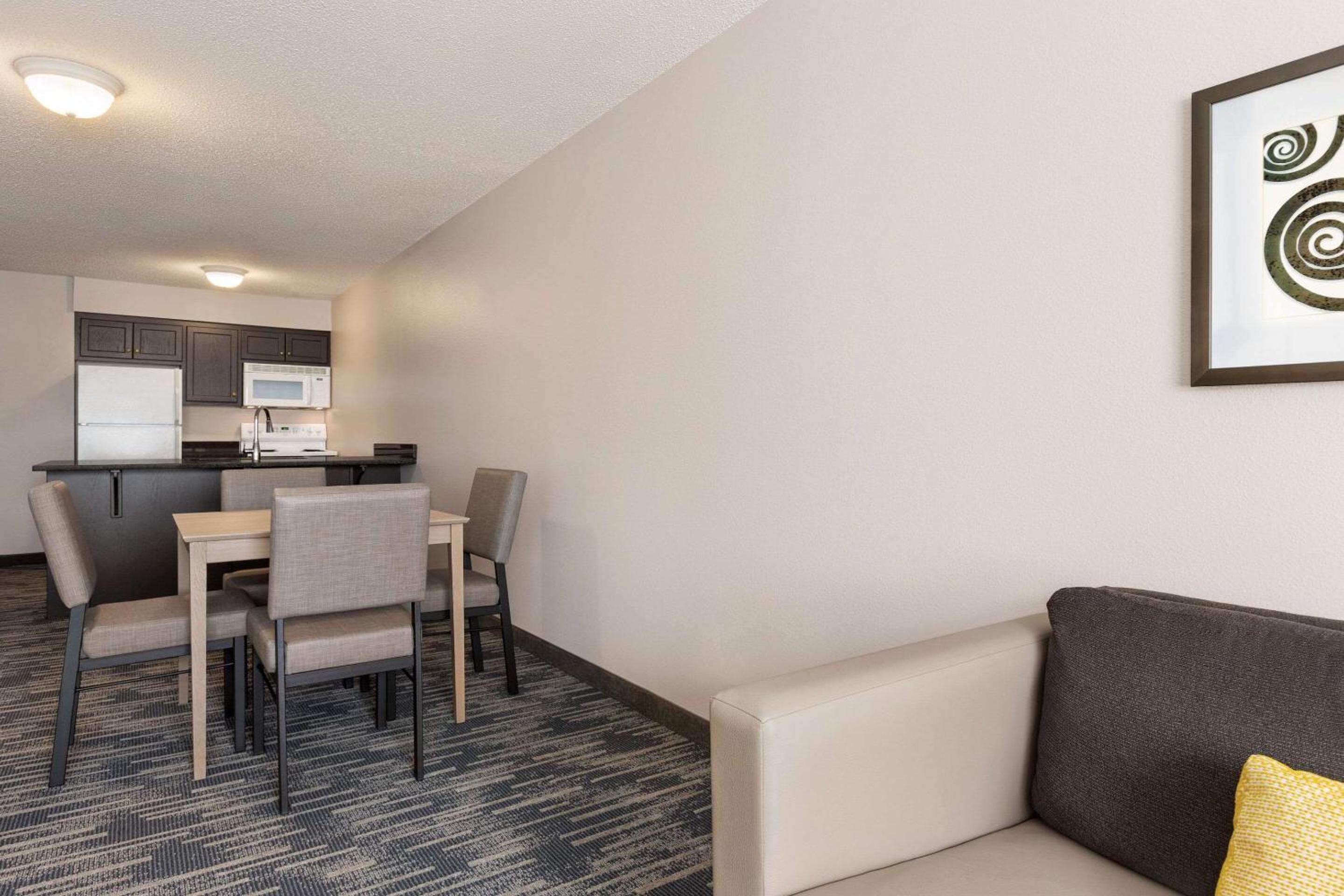 St Cloud Vacations - Country Inn  Suites by Radisson, St Cloud East, MN - Property Image 3