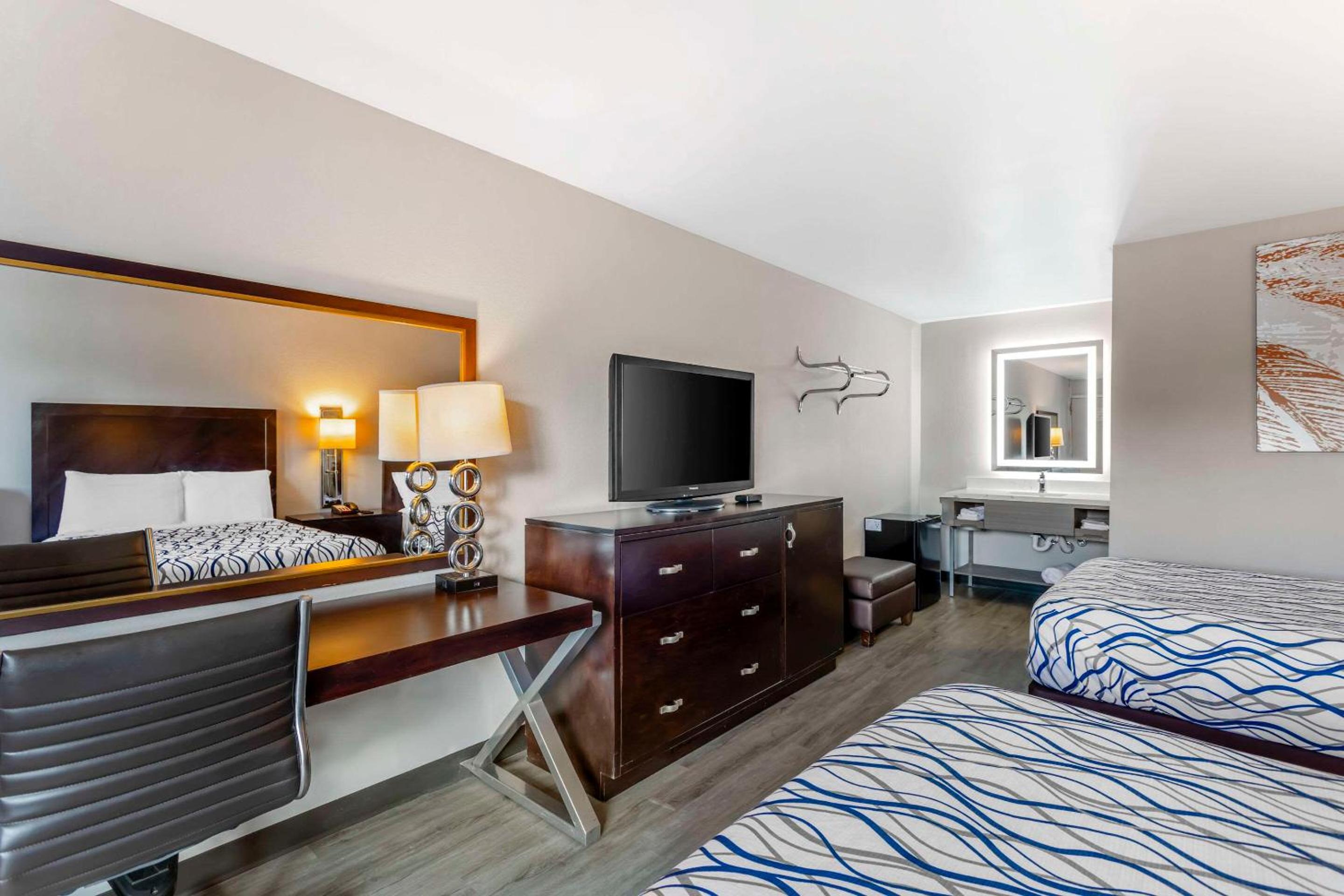 Rodeway Inn Orange Park - Jacksonville near Naval Air Station 5