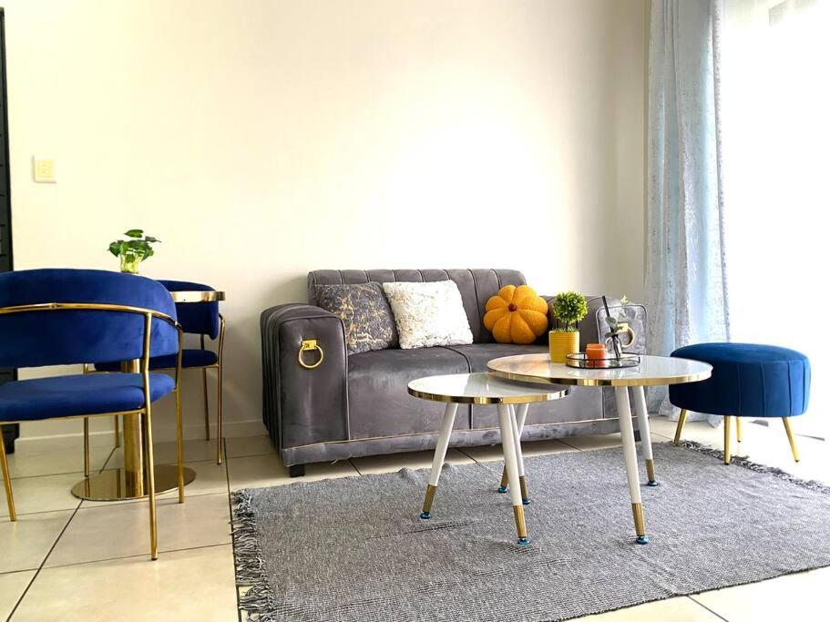 Johannesburg Vacations - Stanley Views 1 Bed Apartment - Property Image 4