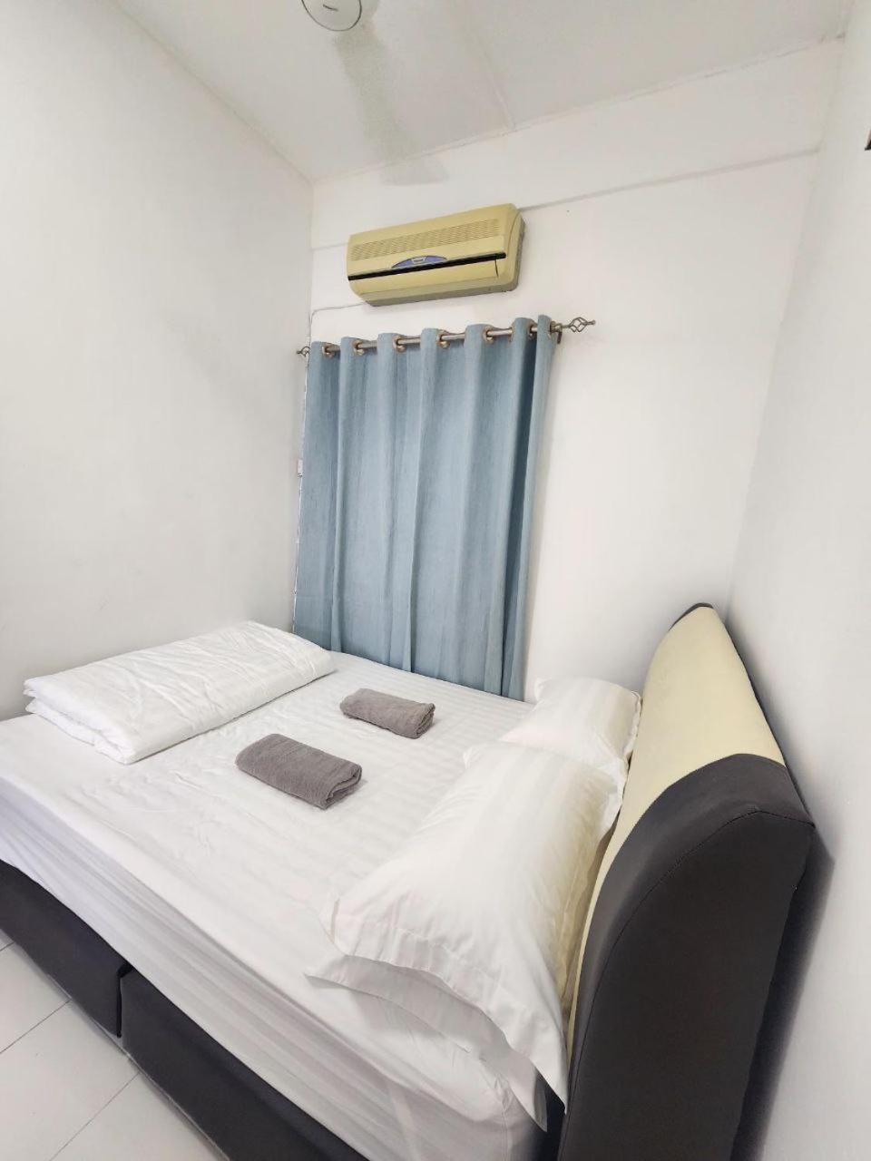 Sandakan Corner Terrace House