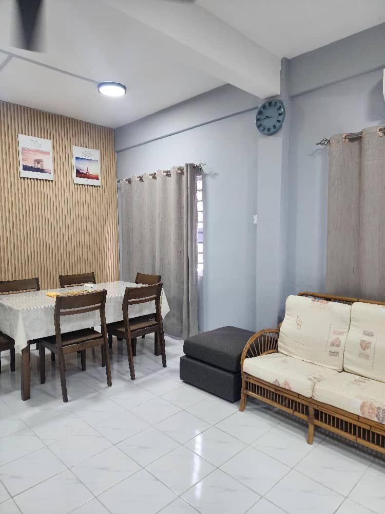 Sandakan Corner Terrace House