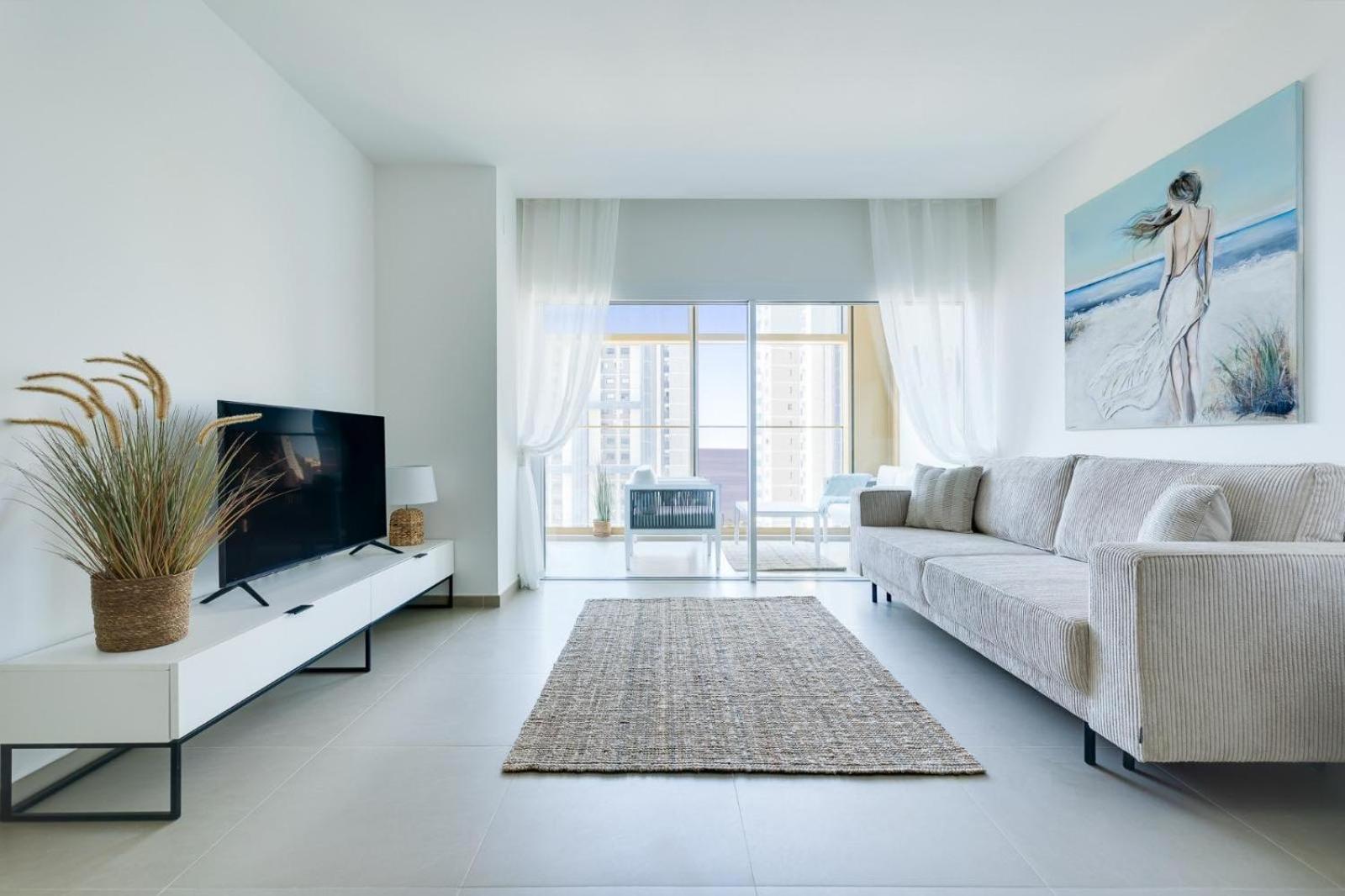 Intempo Laguna Apartment