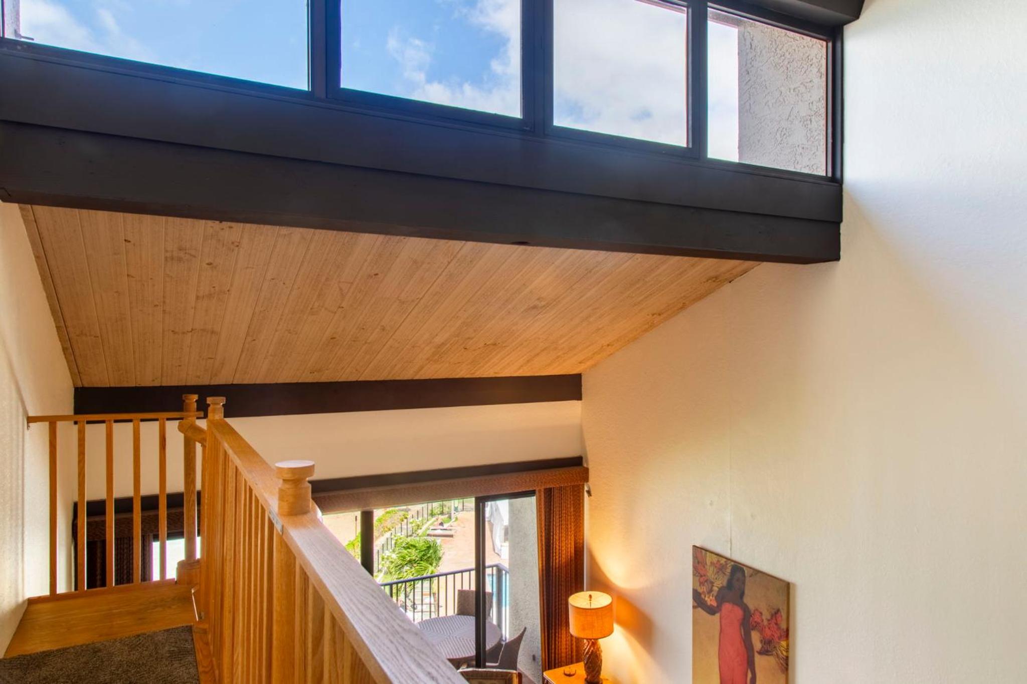 Penthouse Sweeping Ocean Views - Image 2