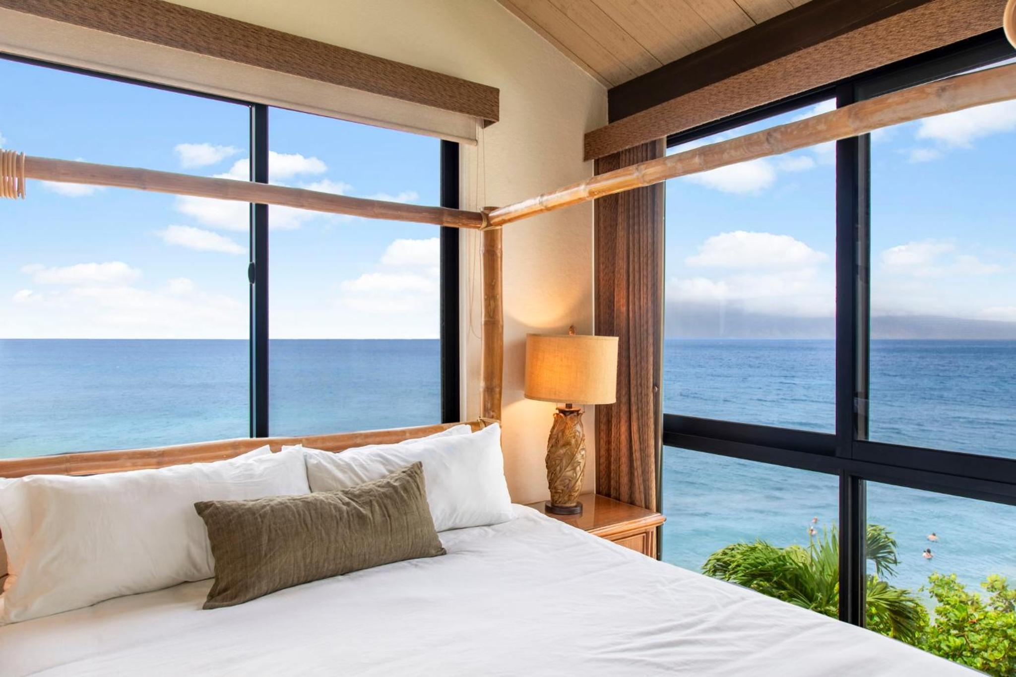 Penthouse Sweeping Ocean Views