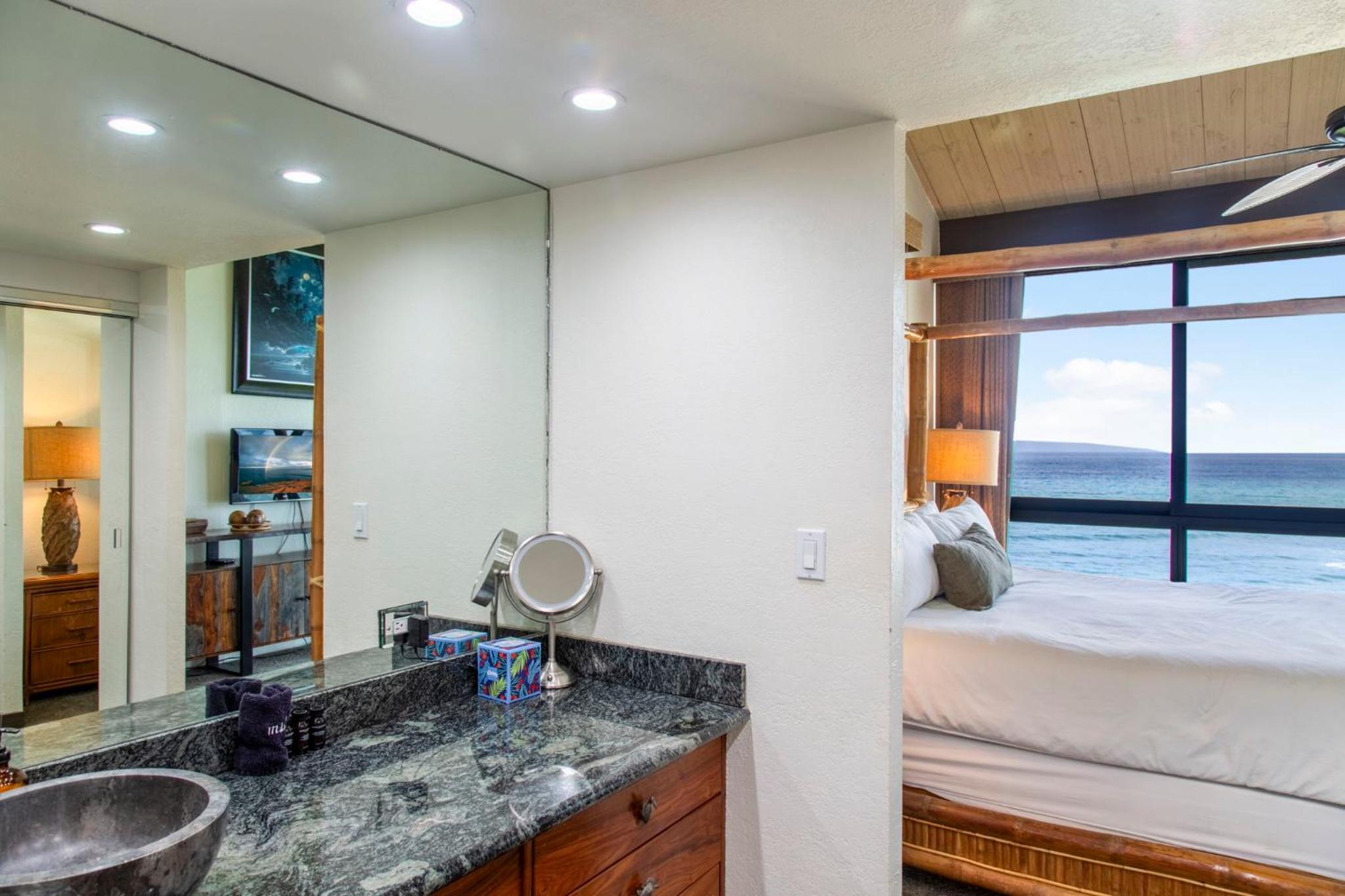 Penthouse Sweeping Ocean Views - Image 5