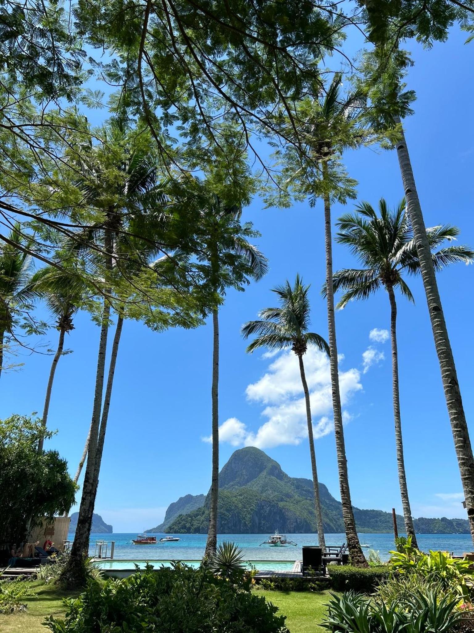 Cadlao Resort and Restaurant