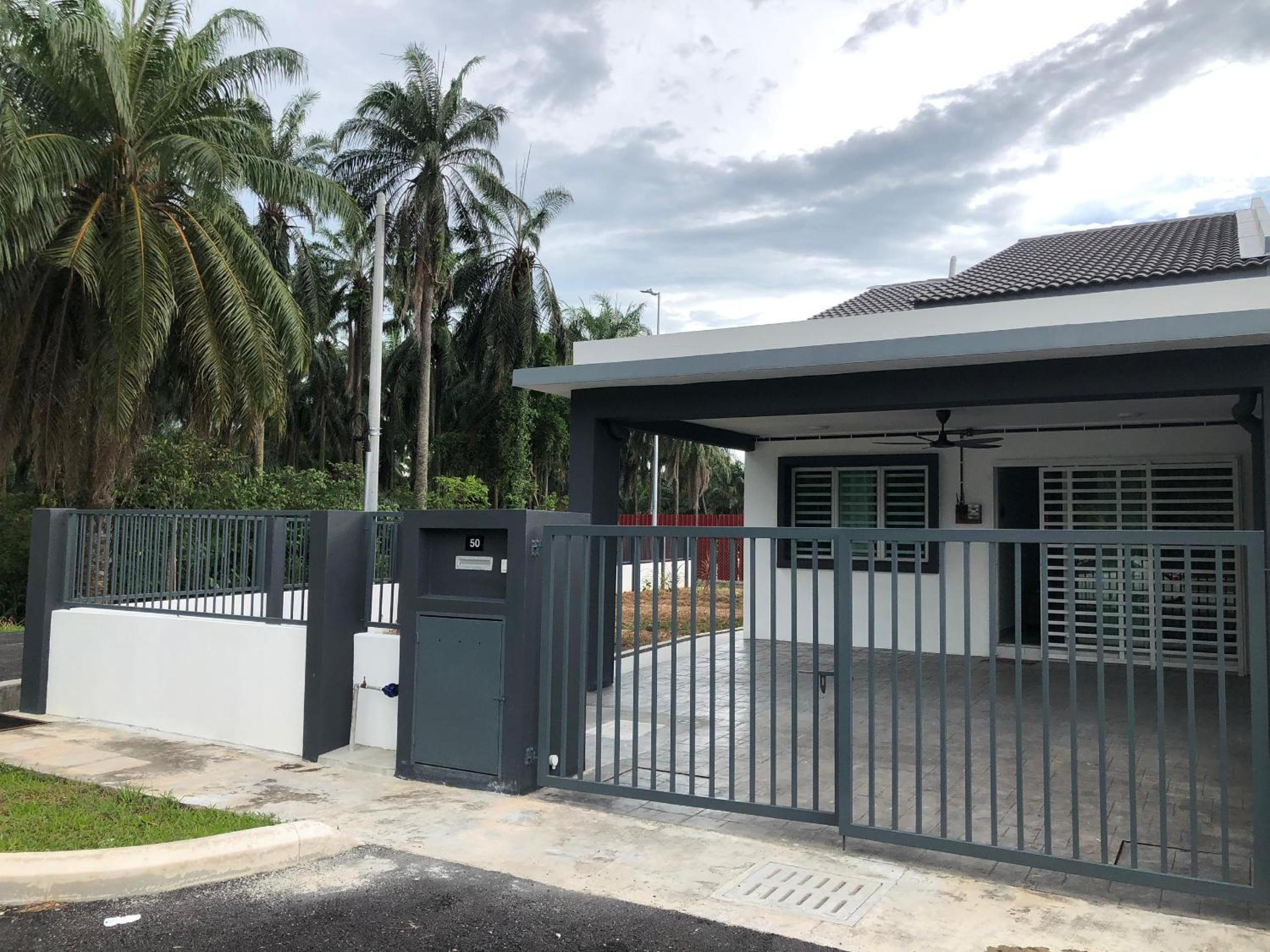 SK Villa's Homestay Kota Warisan, Dengkil, KLIA photo 5