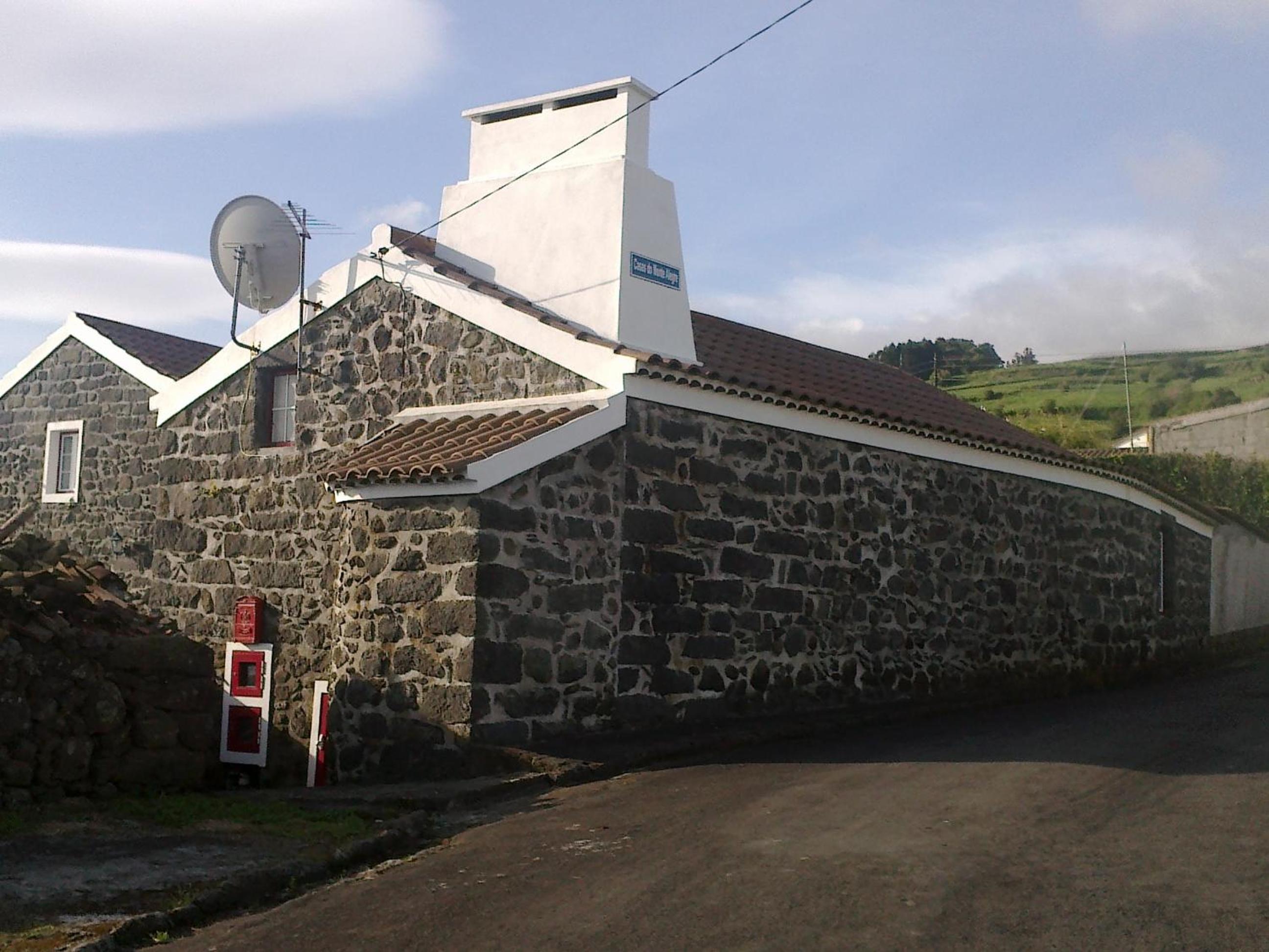 Casas do Monte Alegre view 2