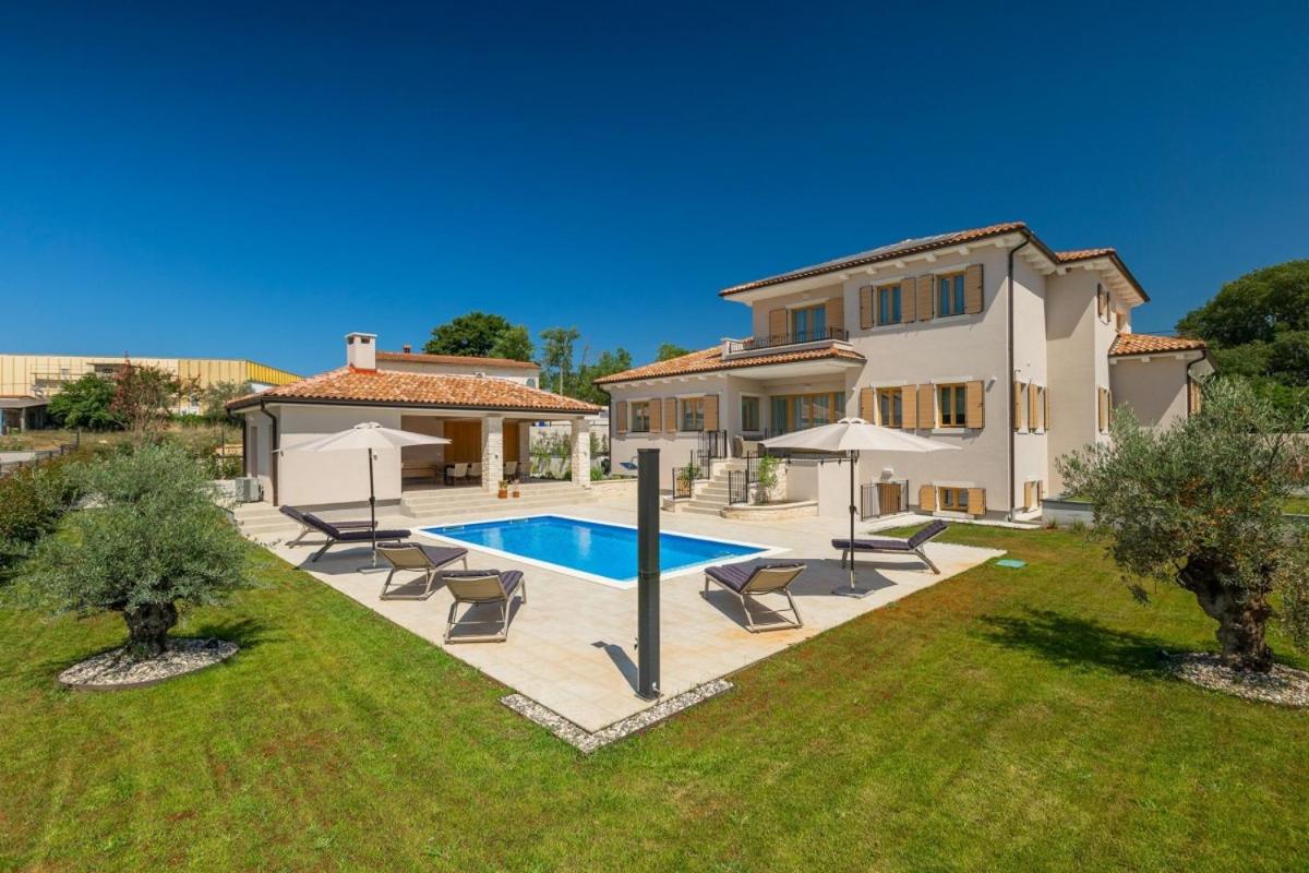 Villa Abies in Rovinjsko Selo - Haus für 8 Personen view 3