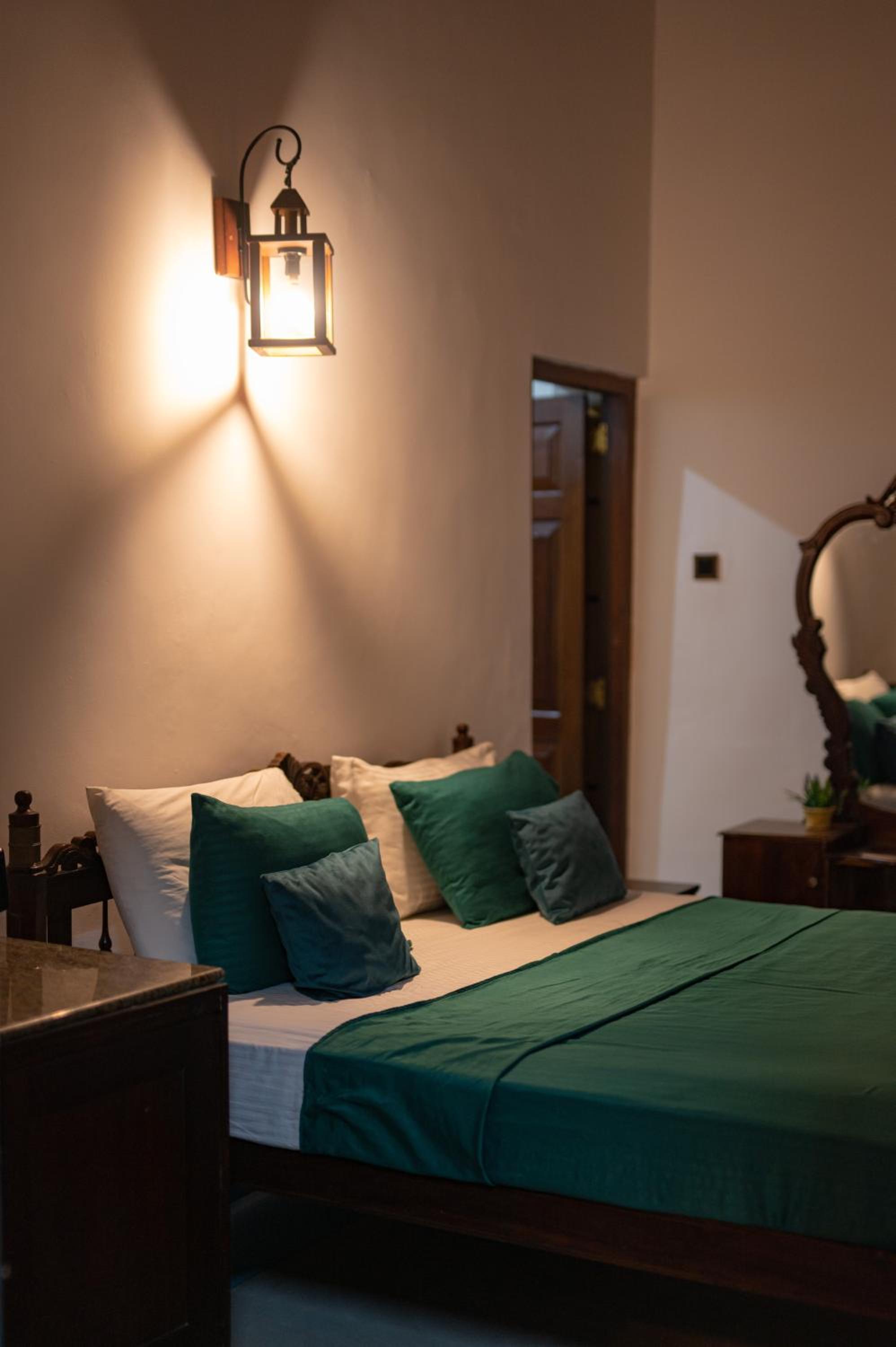 The Oya by Arunalu Leisure