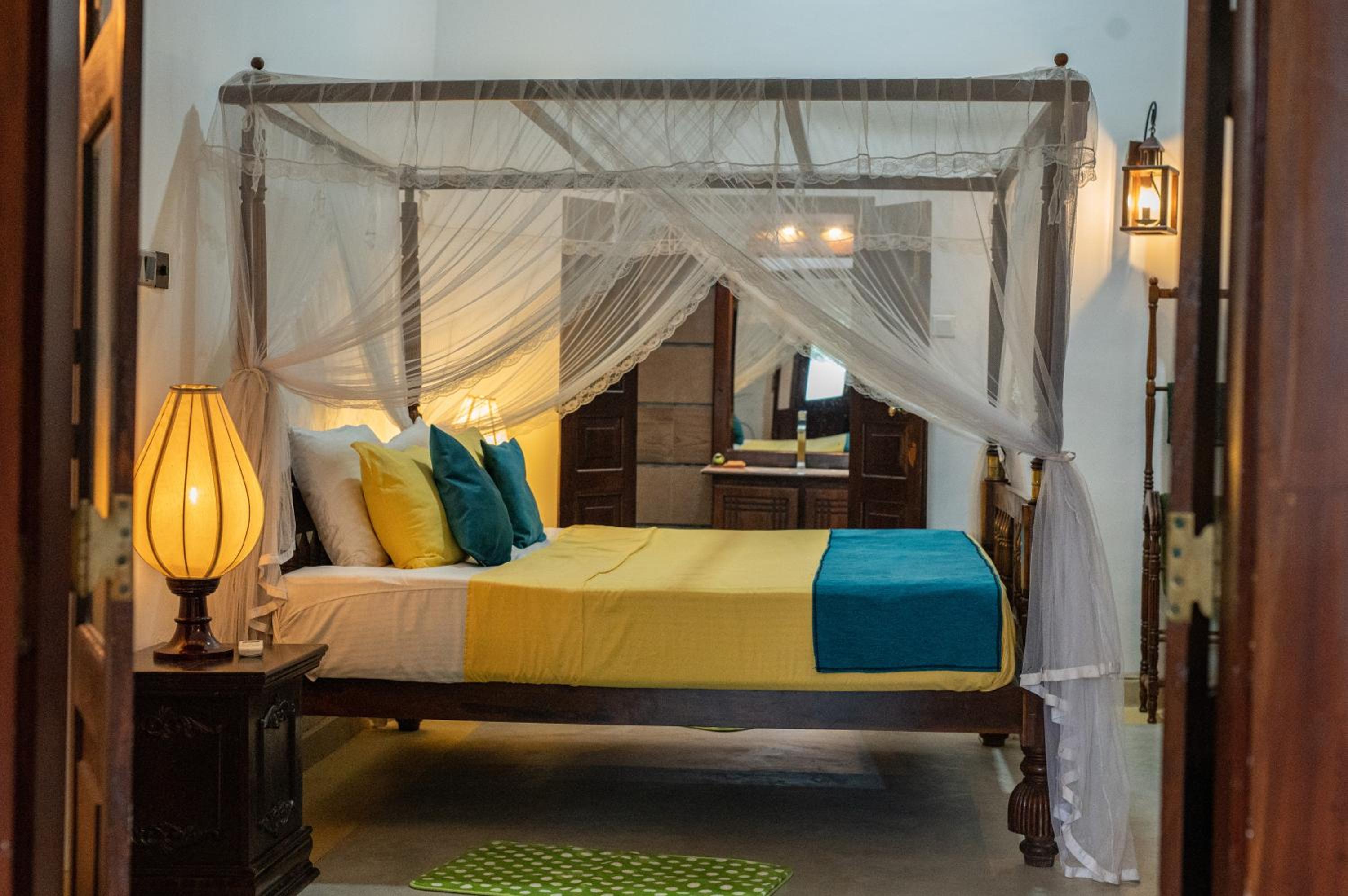 The Oya by Arunalu Leisure