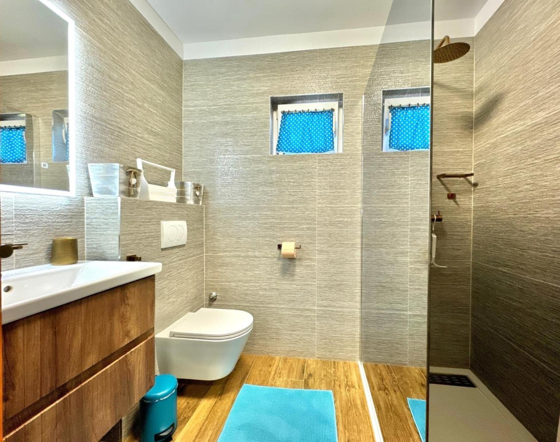 Apartment Didi with private garden, close to the Krk center view 3