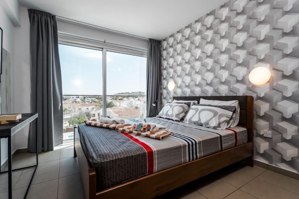 SunnyVillas 1 Bedroom Swimming Pool COR