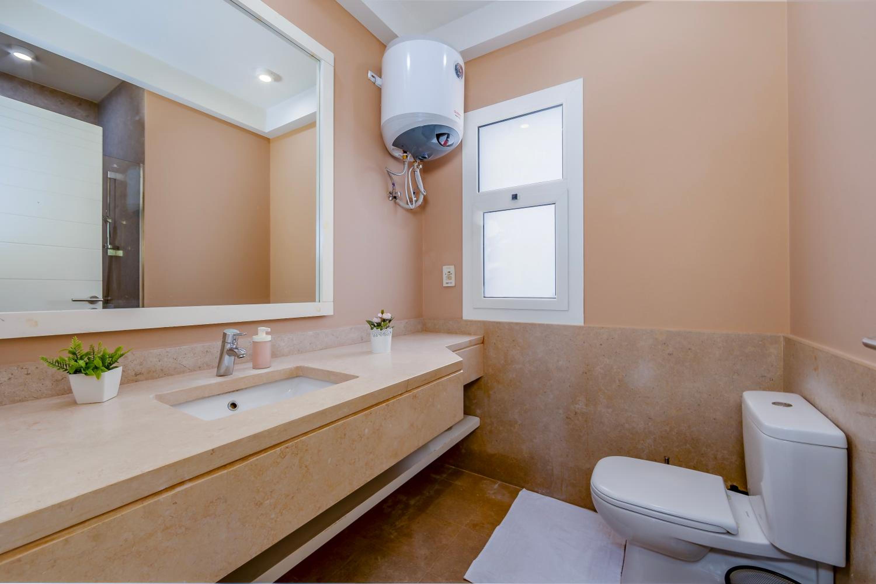 Beautiful apartment with roof terrace in Joubal