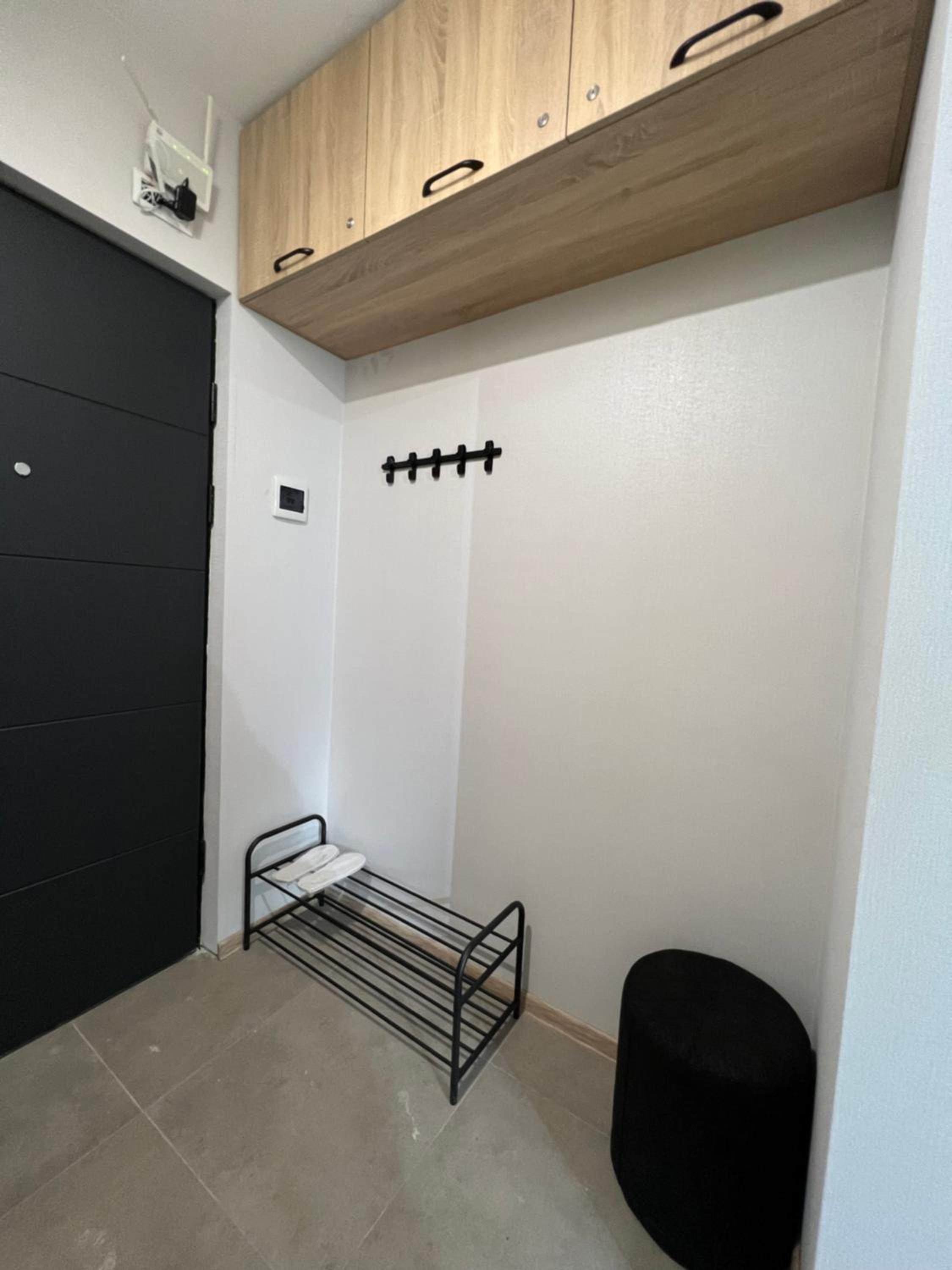 LRoom