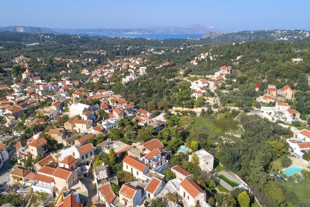 Villa Philia Ontas view 5