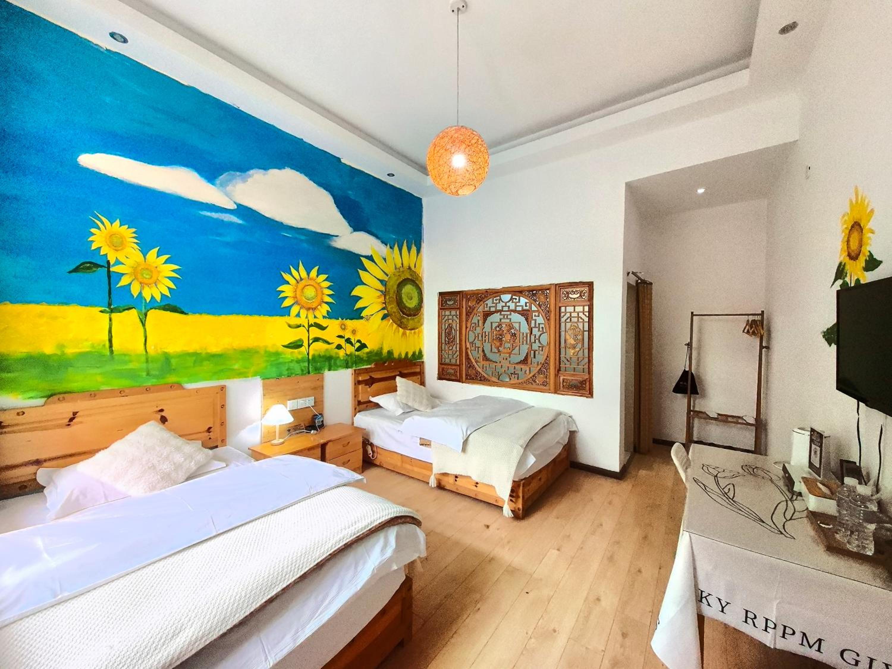 Shangri-La Chudengshuo Homestay楚登硕民宿