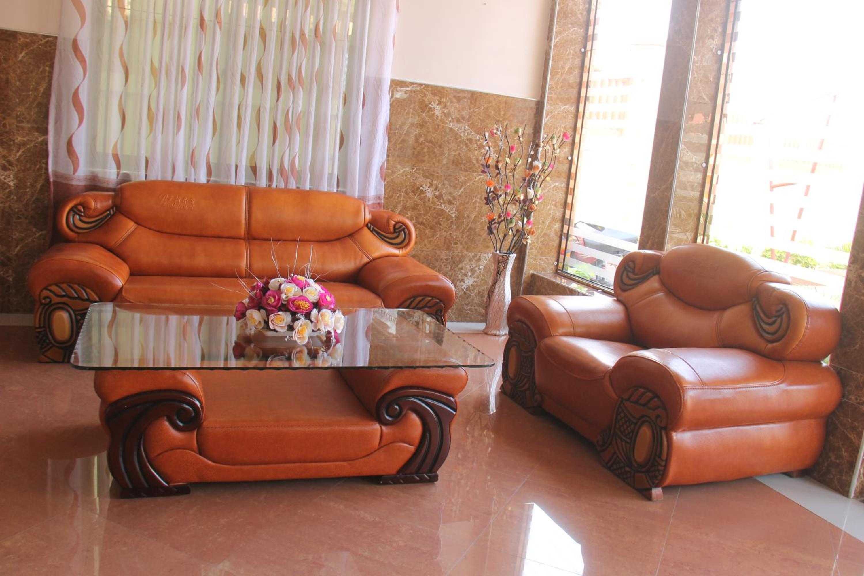 Silver Paradise Hotel