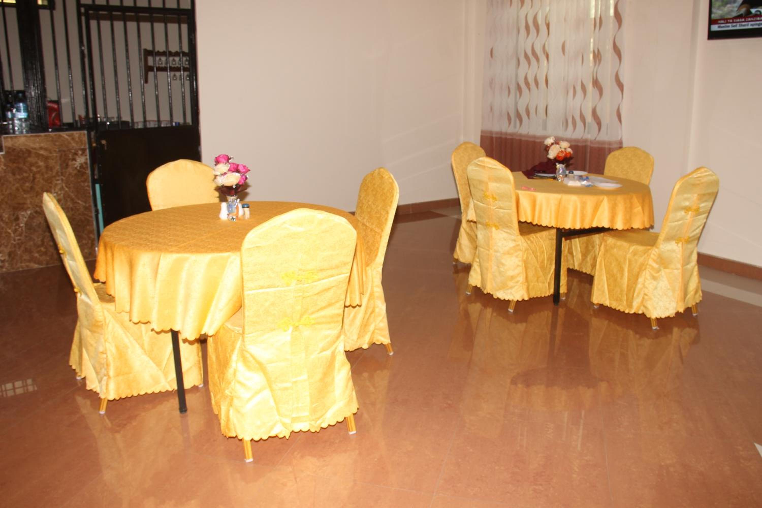 Silver Paradise Hotel