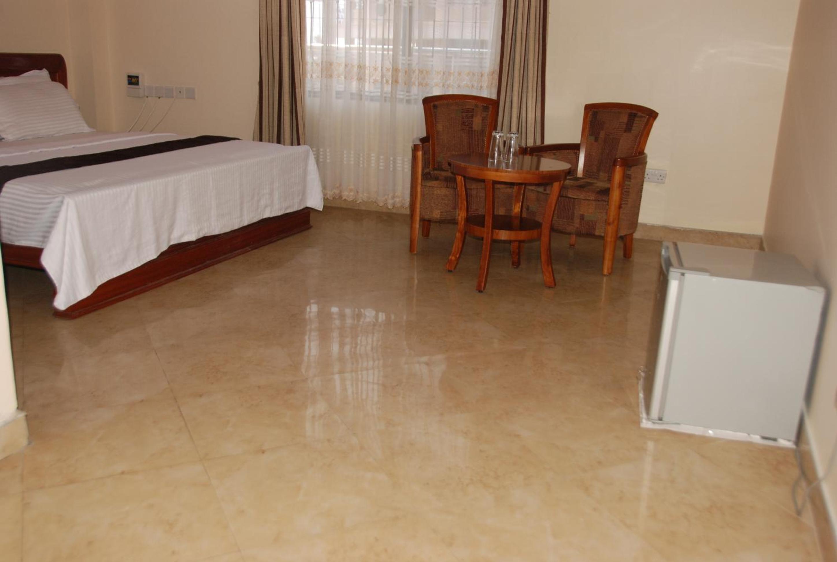 Silver Paradise Hotel