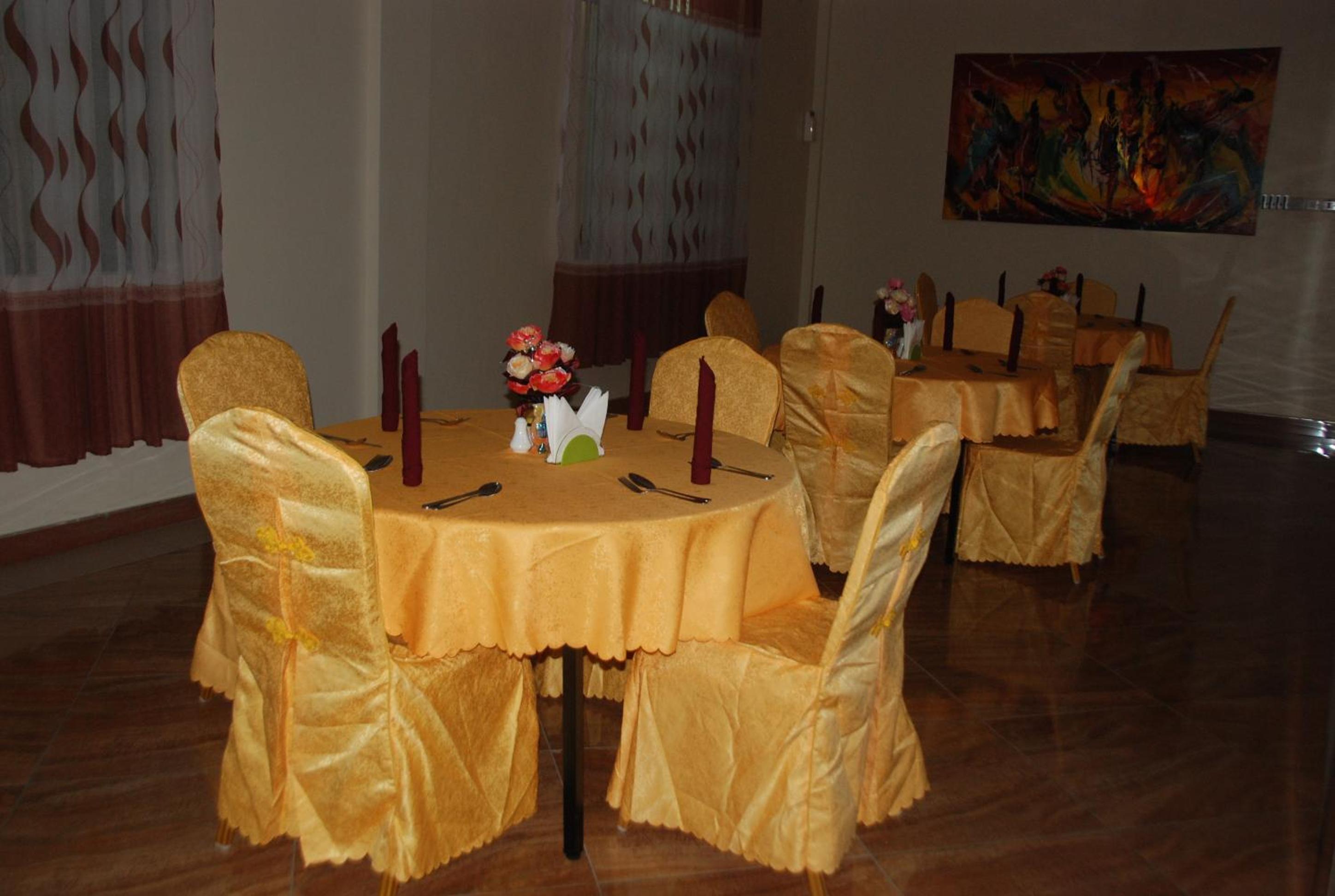 Silver Paradise Hotel