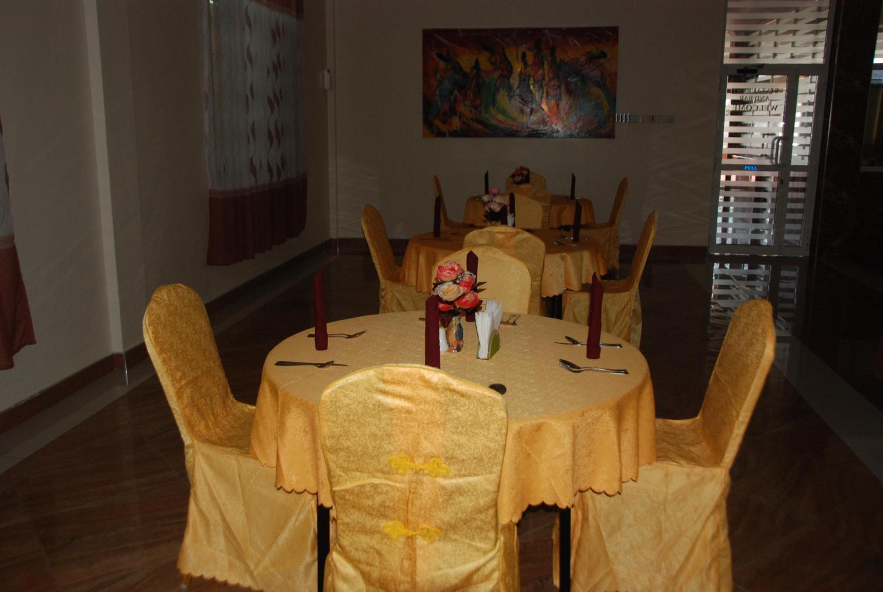 Silver Paradise Hotel