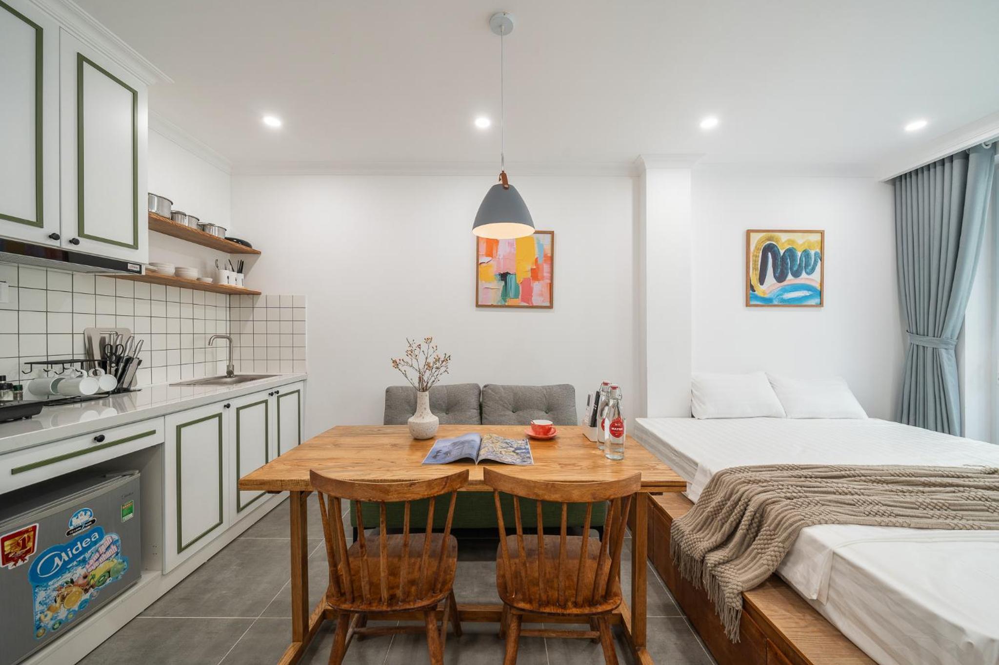 Green Decor Builing-Rooftop-Pool-Lift-Center