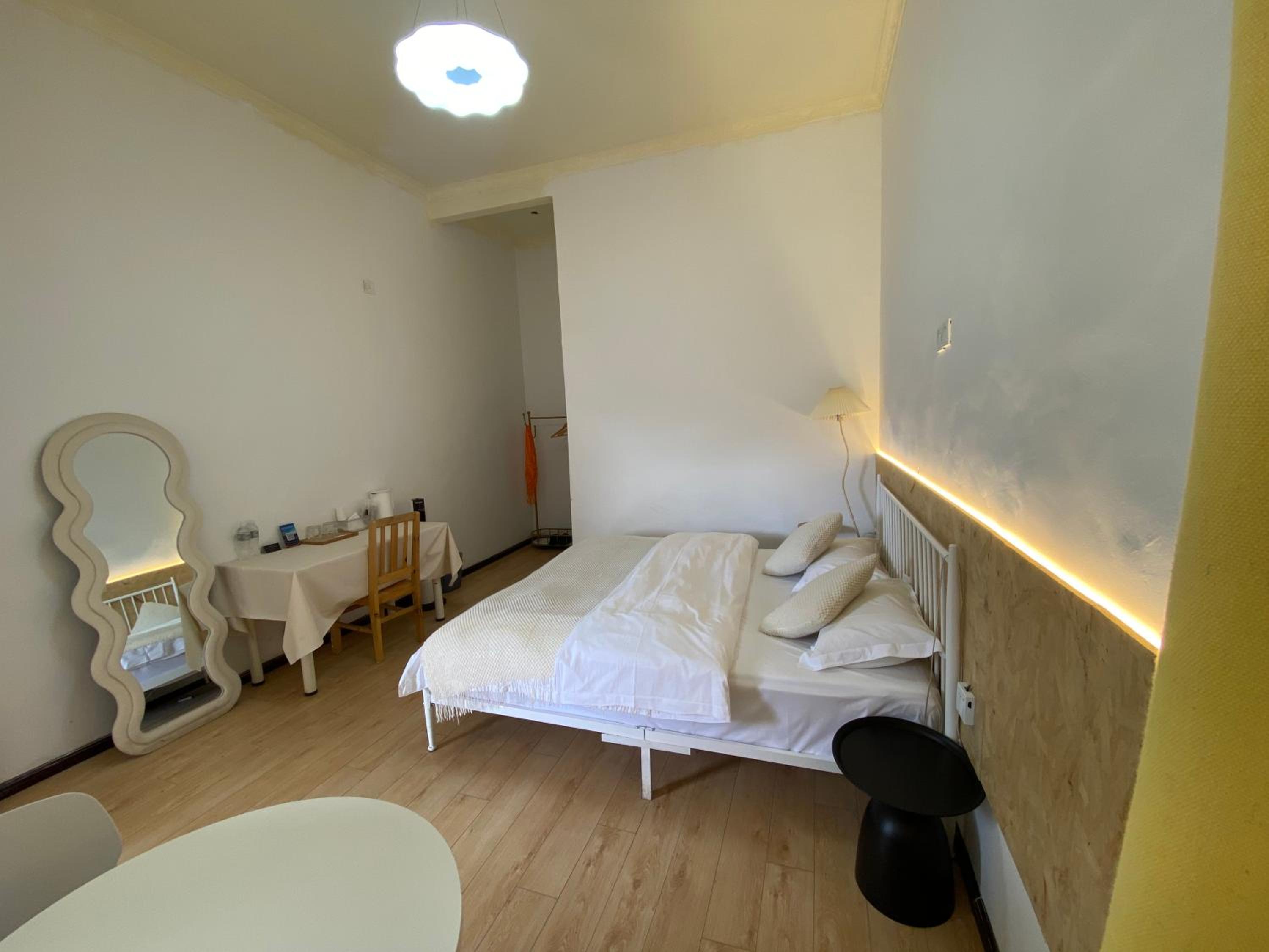 Shangri-La Chudengshuo Homestay楚登硕民宿