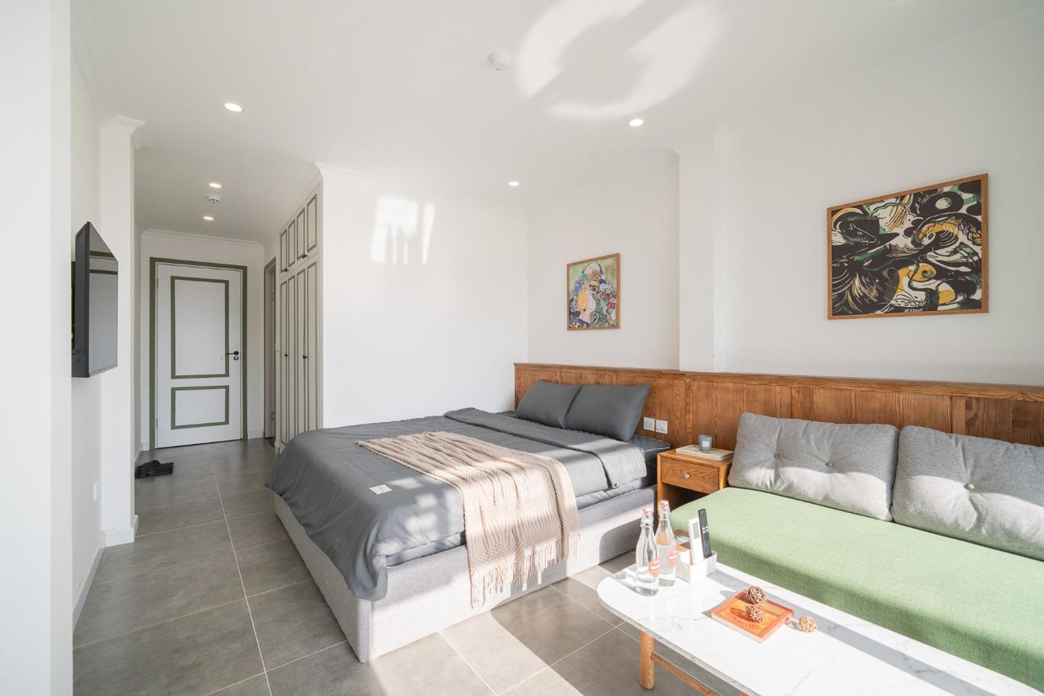 Green Decor Builing-Rooftop-Pool-Lift-Center