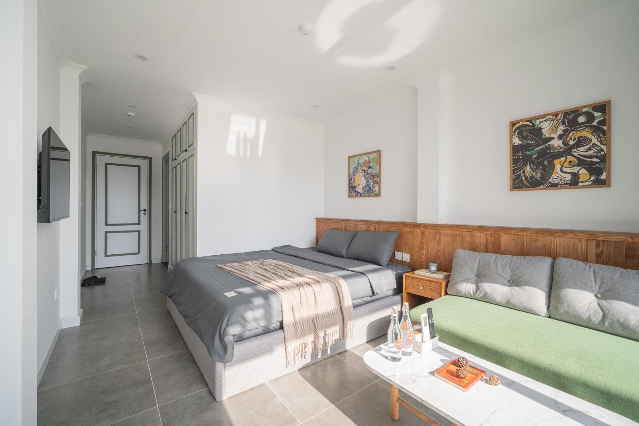 Green Decor Builing-Rooftop-Pool-Lift-Center