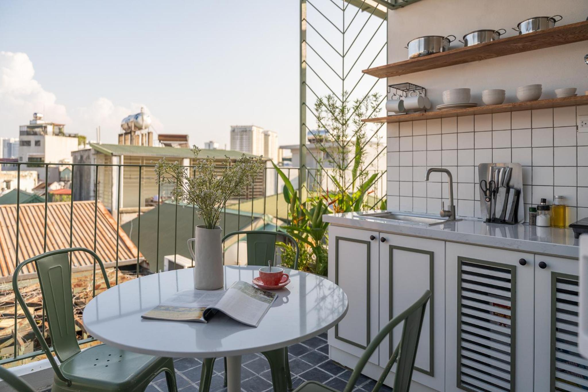 Green Decor Builing-Rooftop-Pool-Lift-Center
