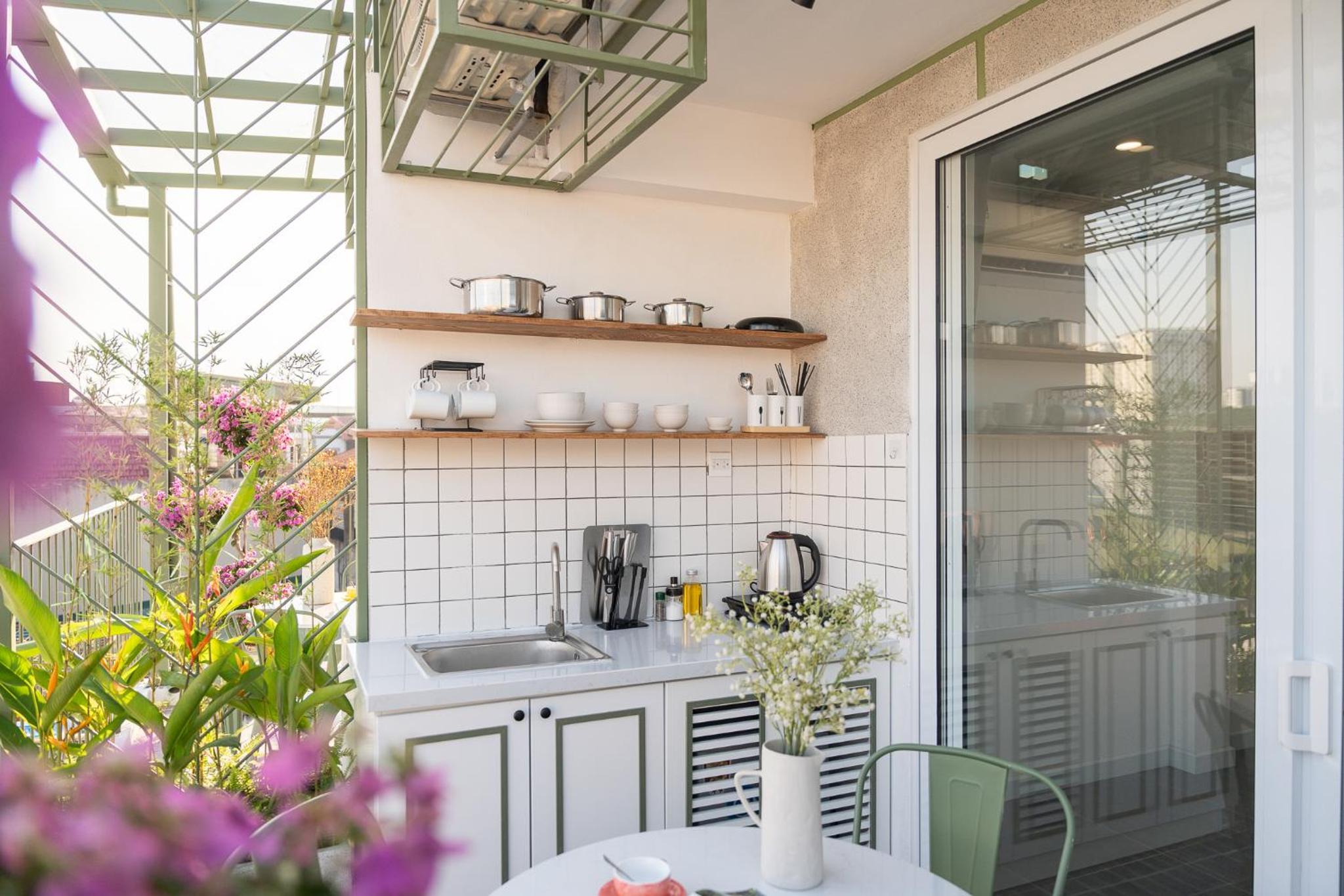 Green Decor Builing-Rooftop-Pool-Lift-Center