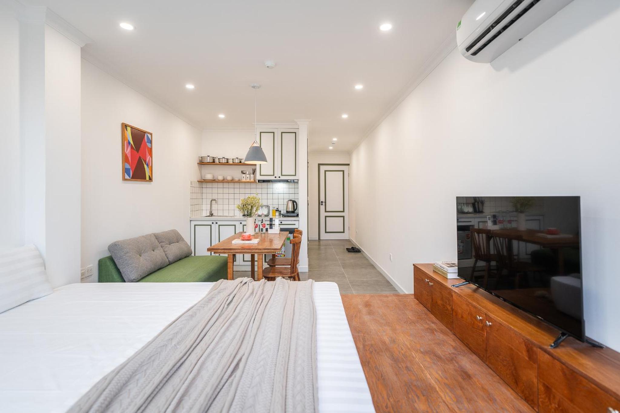 Green Decor Builing-Rooftop-Pool-Lift-Center