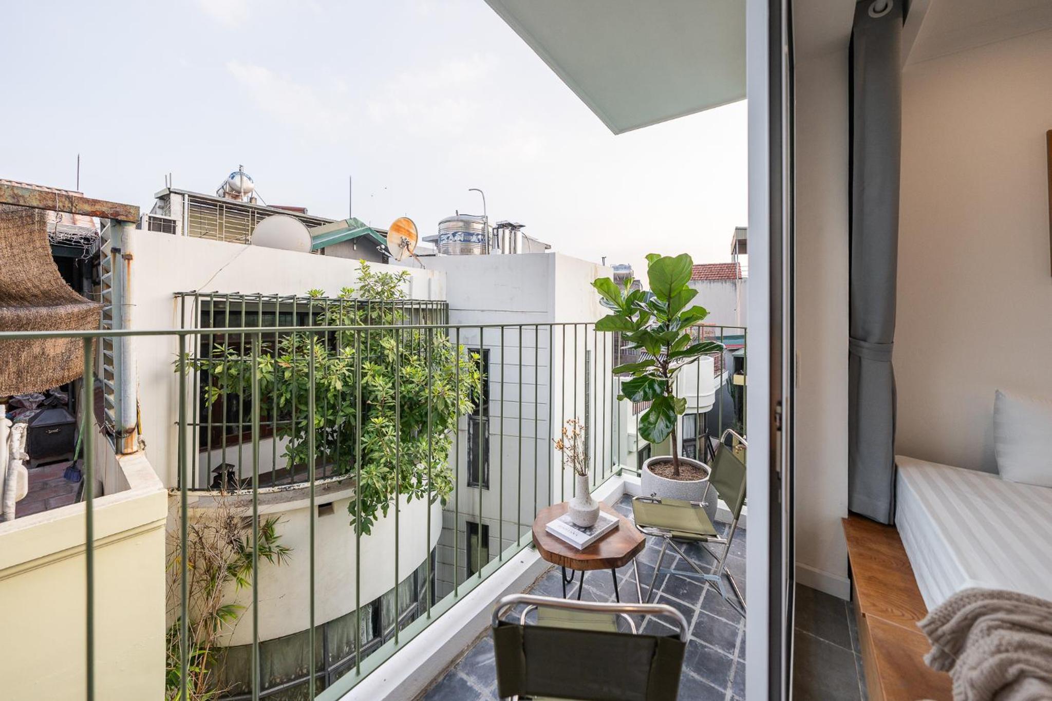 Green Decor Builing-Rooftop-Pool-Lift-Center
