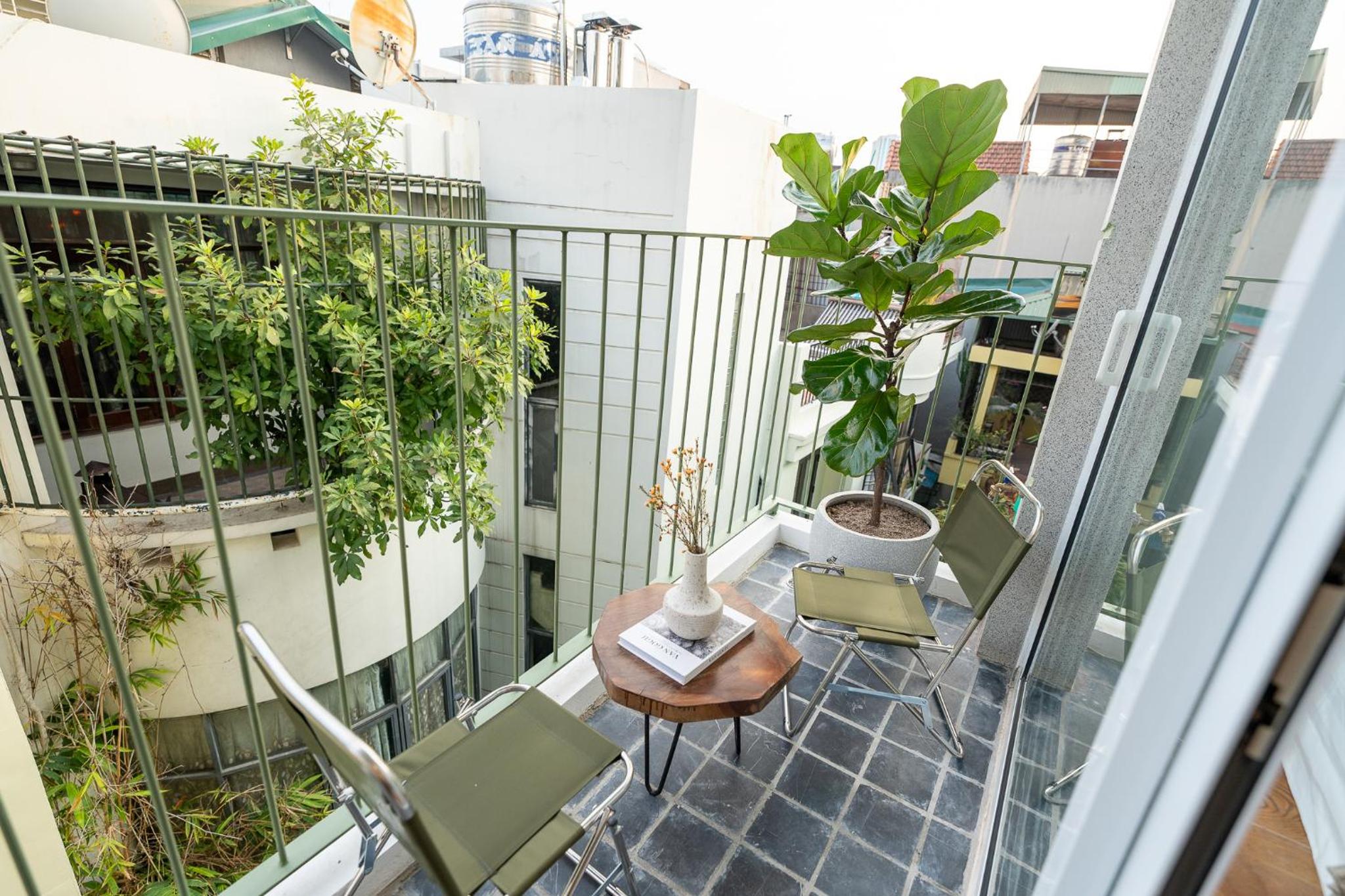 Green Decor Builing-Rooftop-Pool-Lift-Center