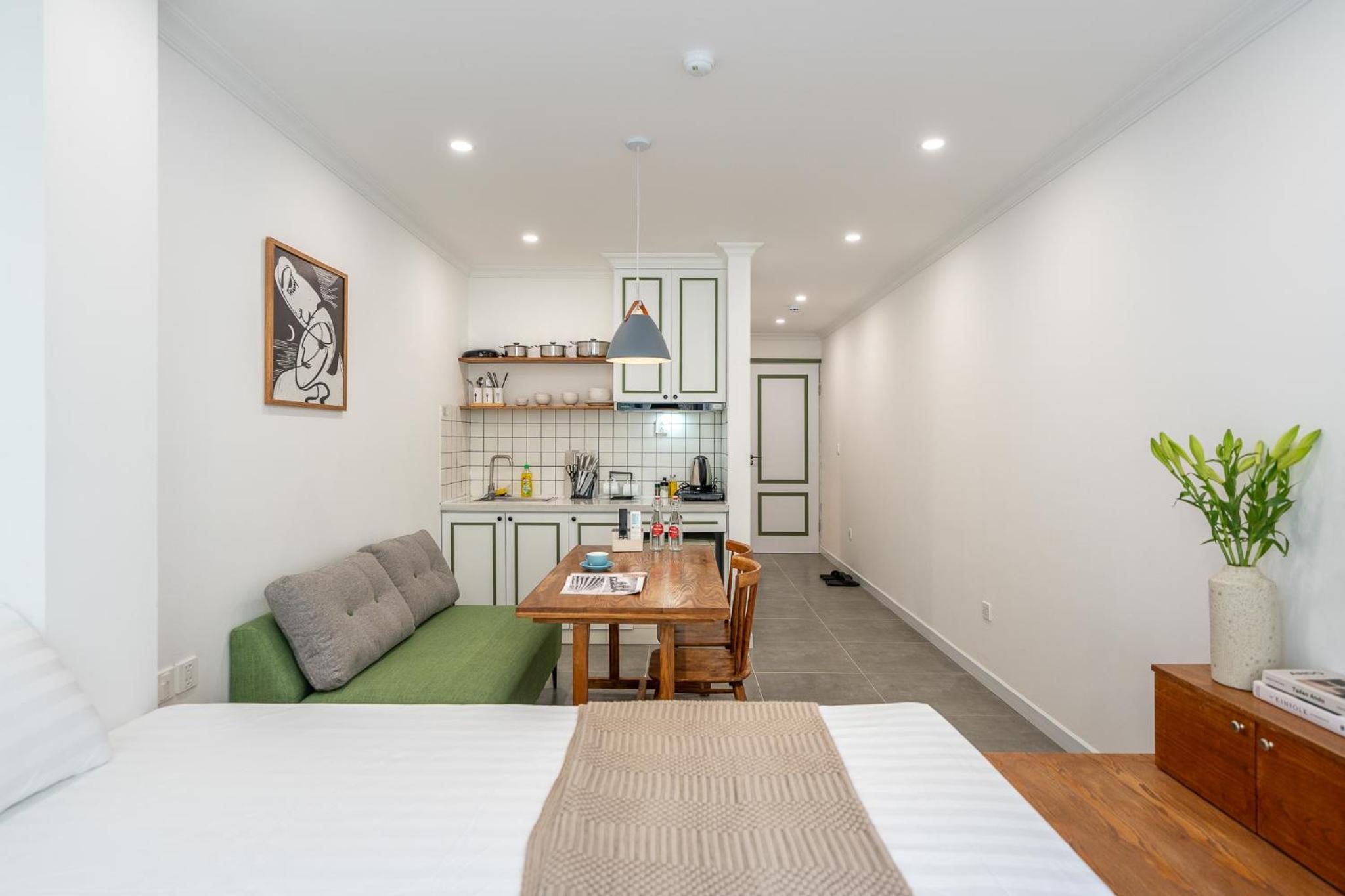 Green Decor Builing-Rooftop-Pool-Lift-Center