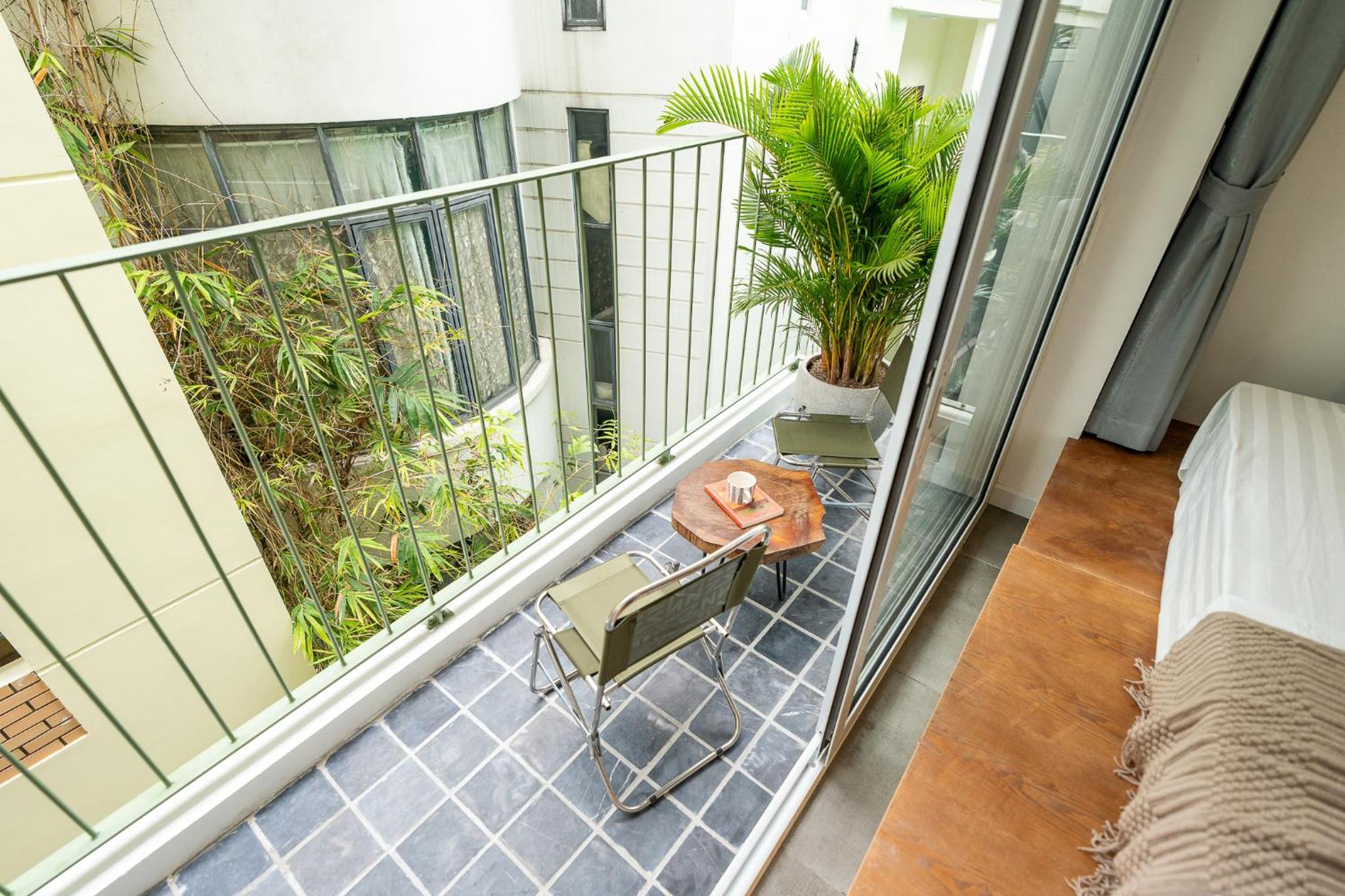 Green Decor Builing-Rooftop-Pool-Lift-Center